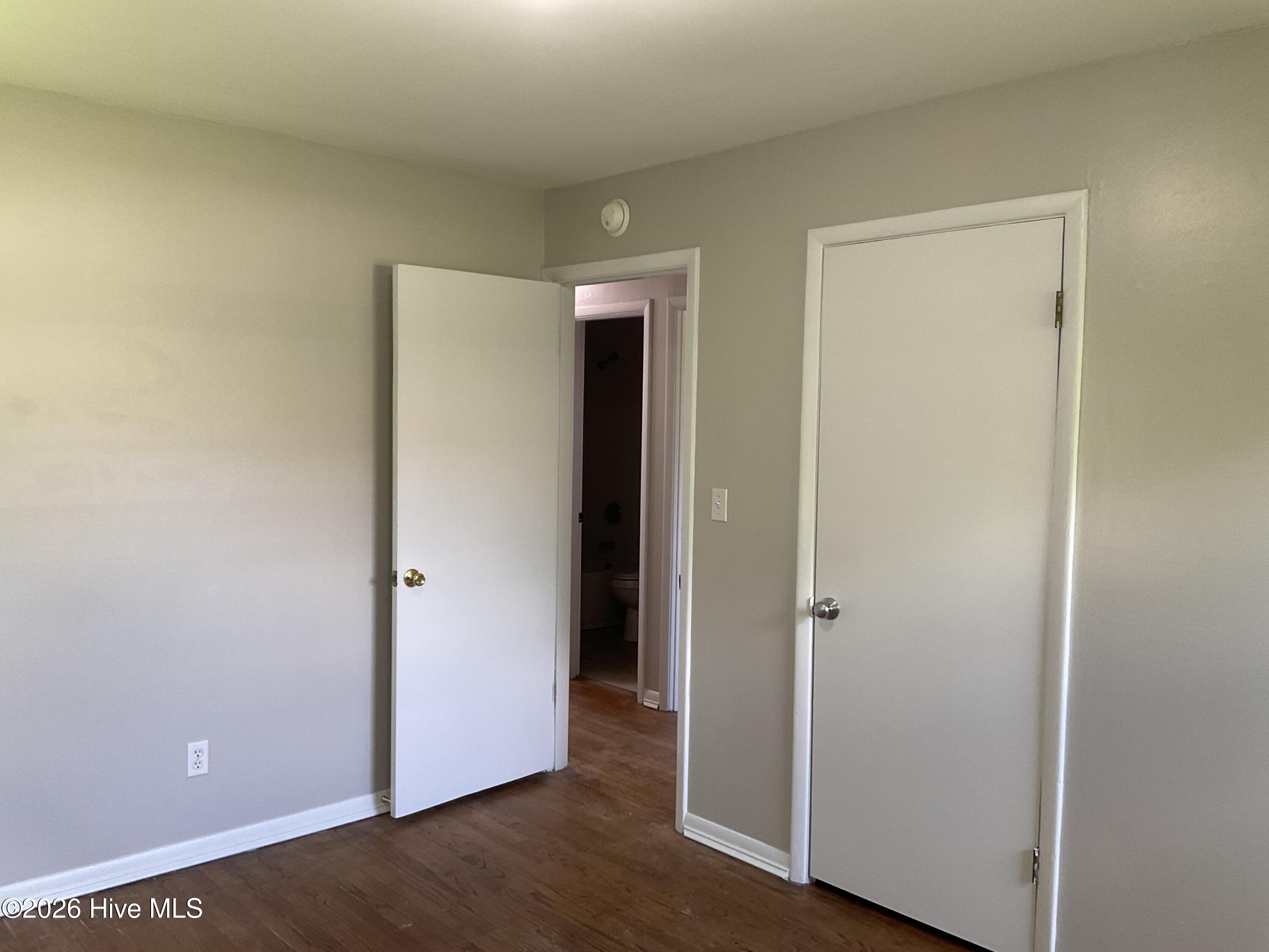 104 Greencrest Circle Property Photo 6