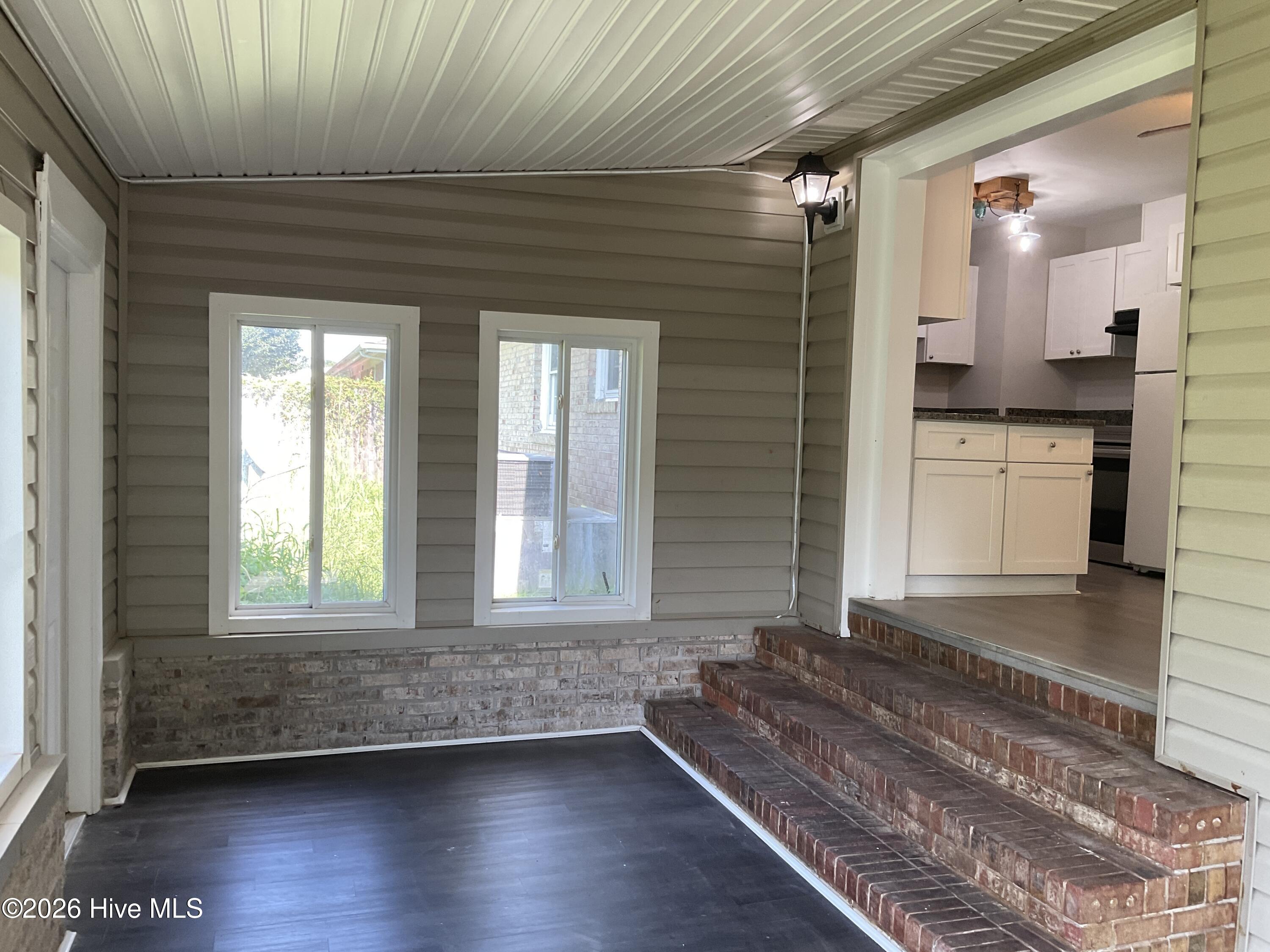 104 Greencrest Circle Property Photo 10