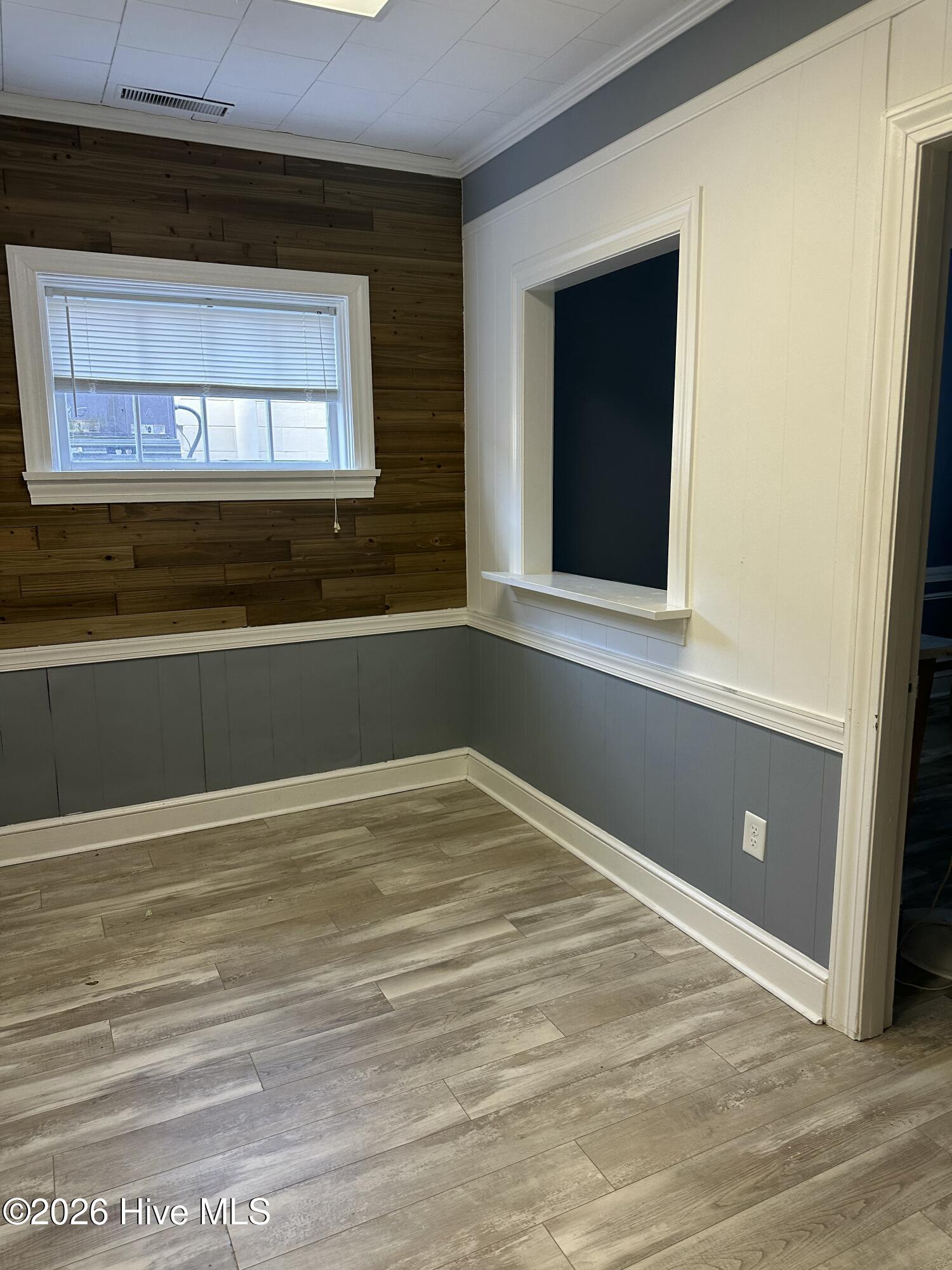 323 Fleet Street Property Photo 8