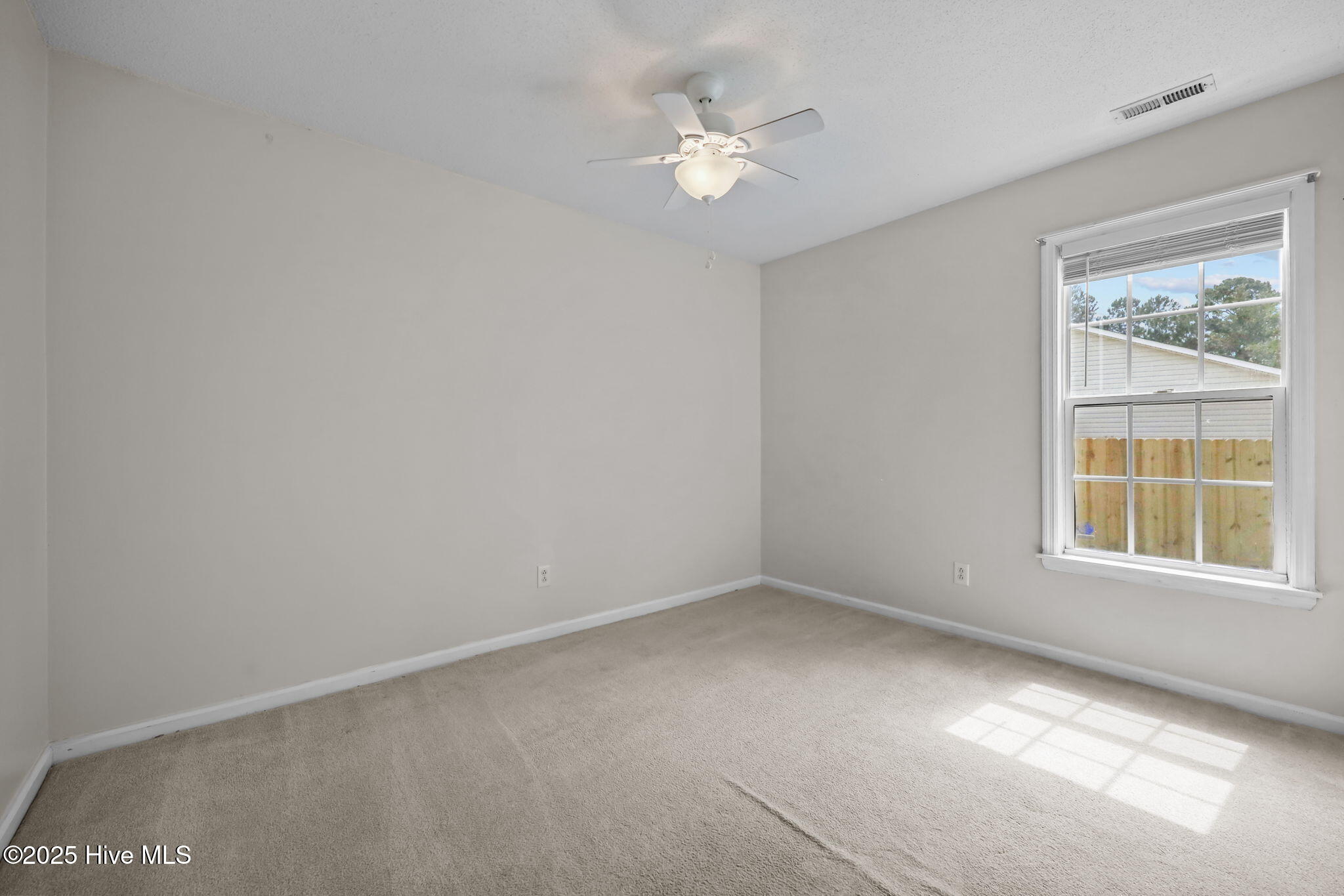 529 Blackberry Court Property Photo 16