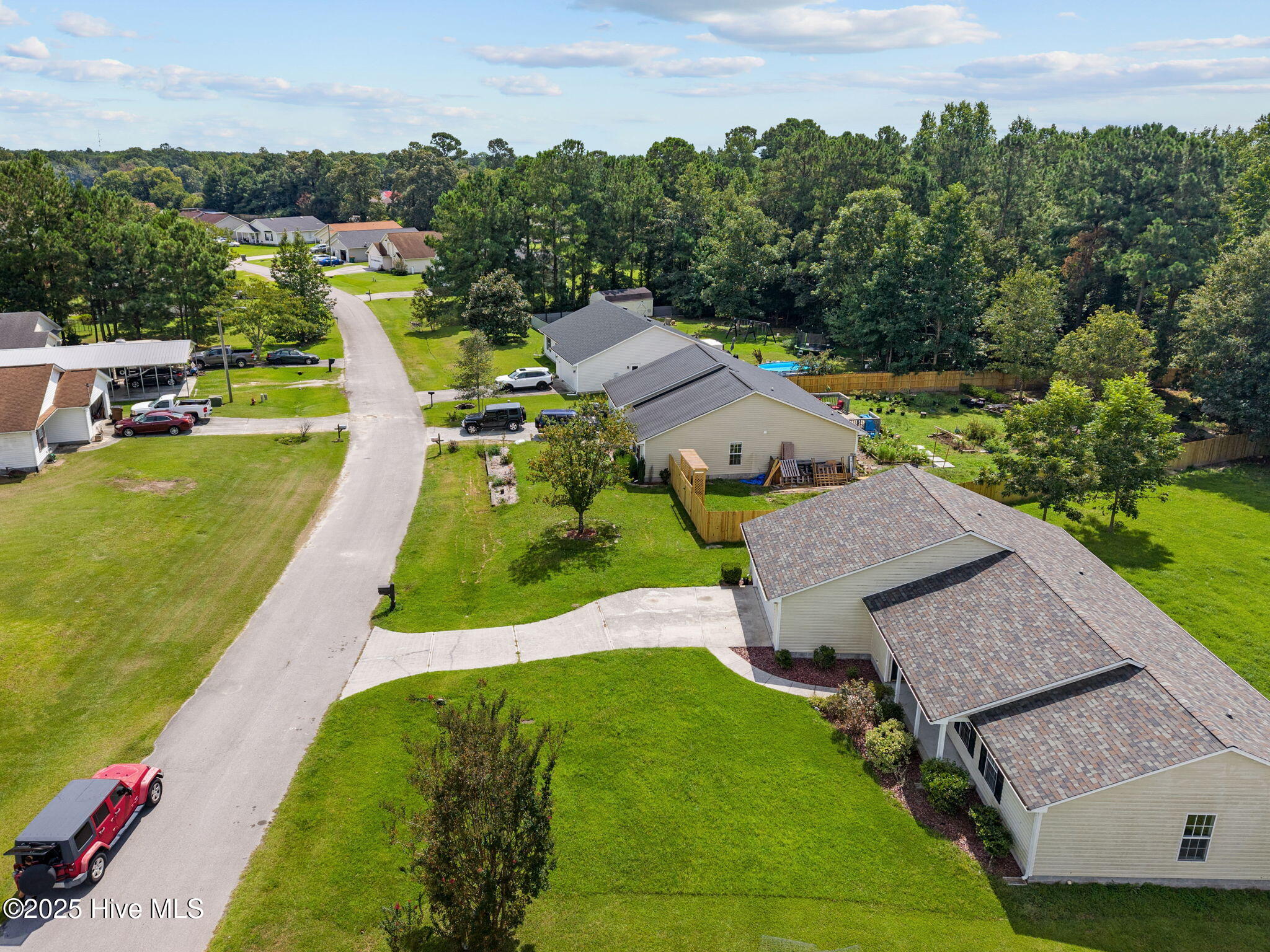 529 Blackberry Court Property Photo 23
