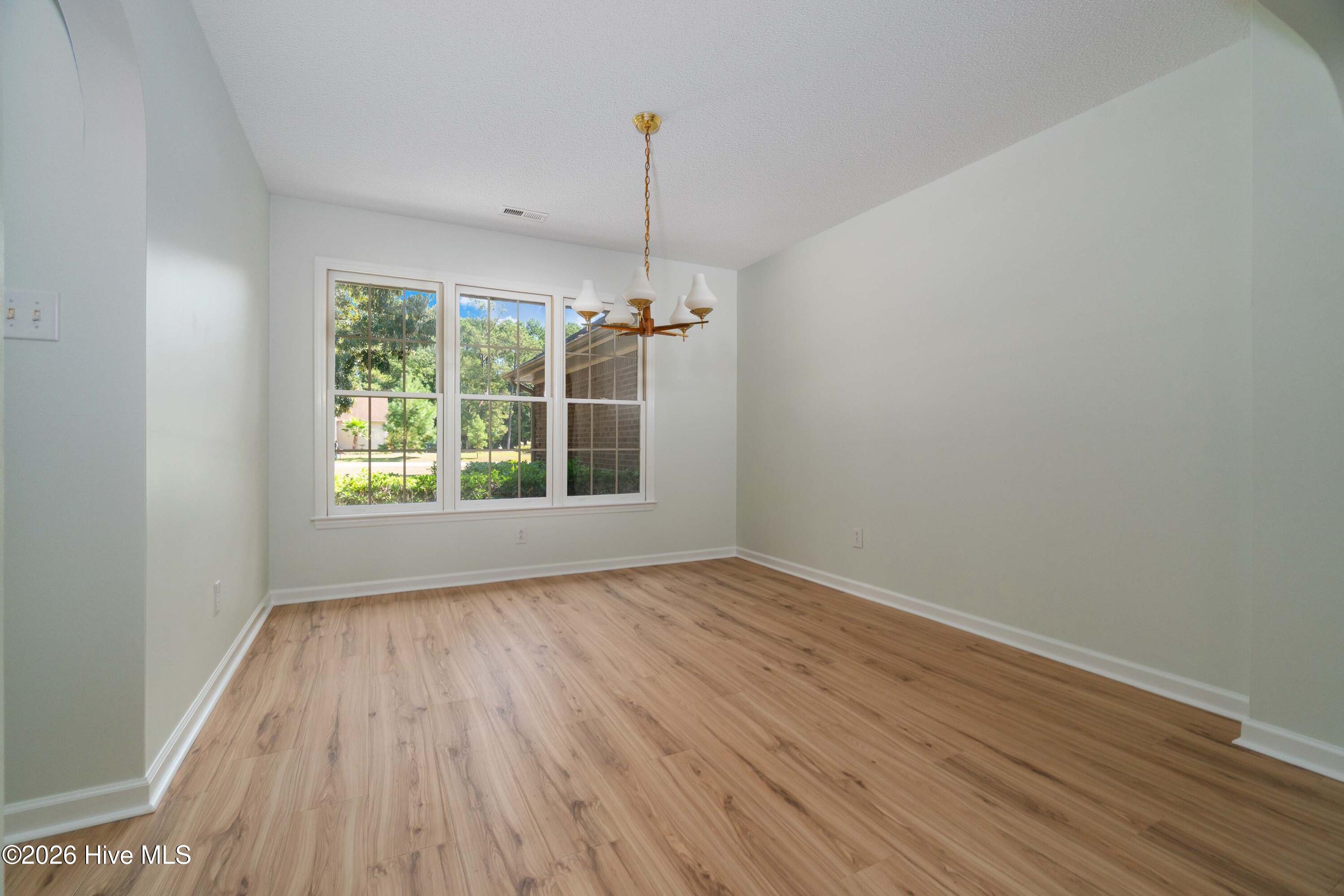 220 Phillips Drive Property Photo 6