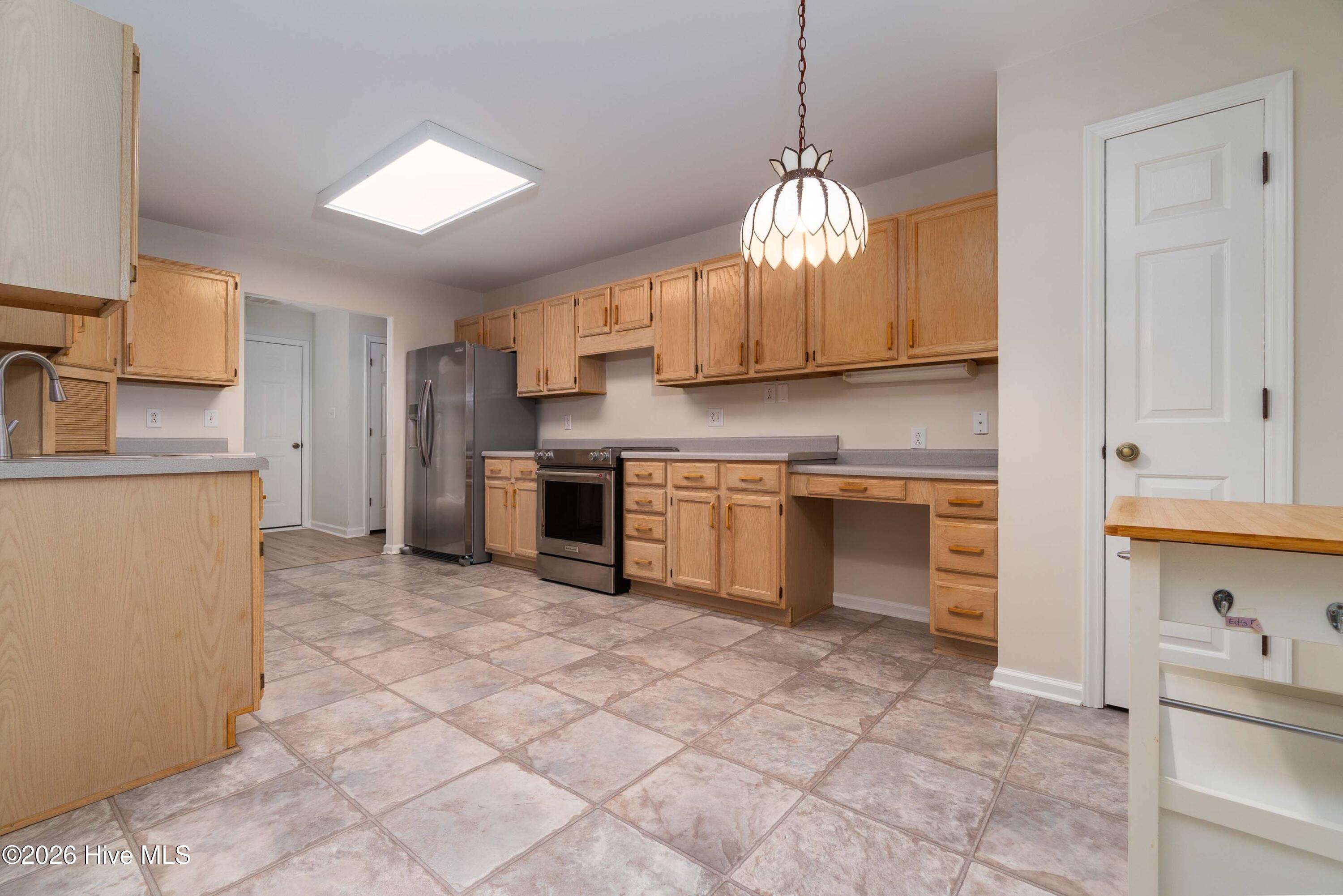 220 Phillips Drive Property Photo 12