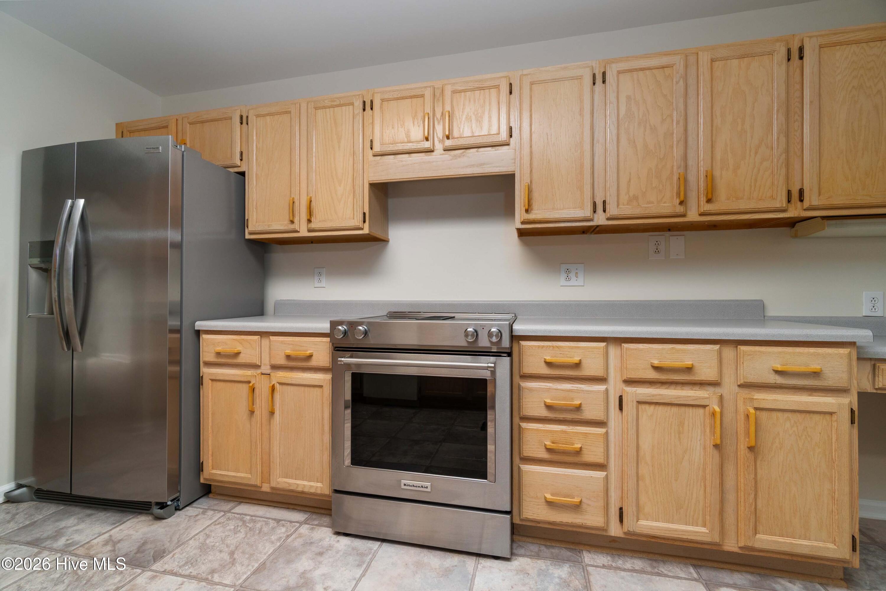 220 Phillips Drive Property Photo 16