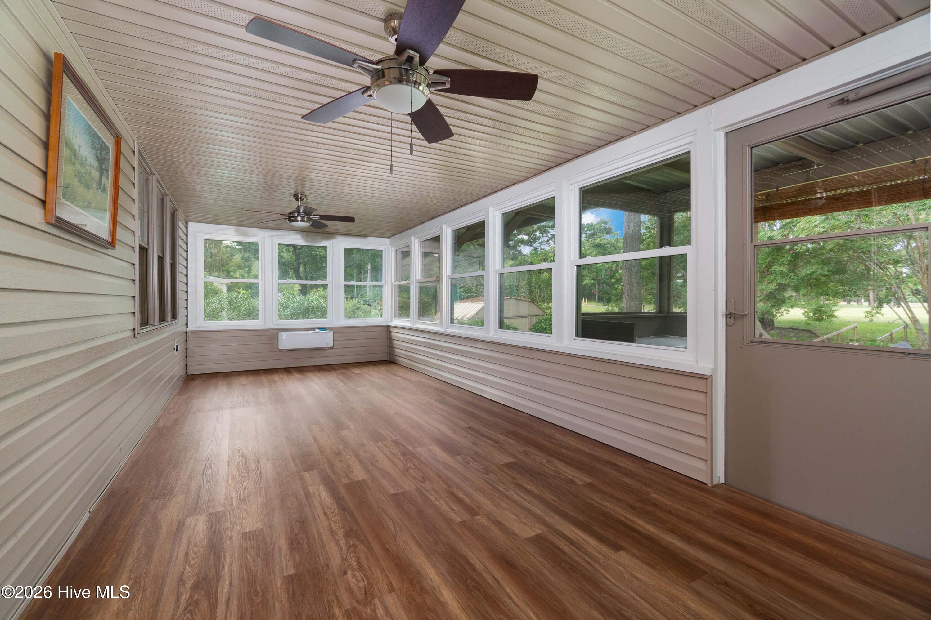 220 Phillips Drive Property Photo 23