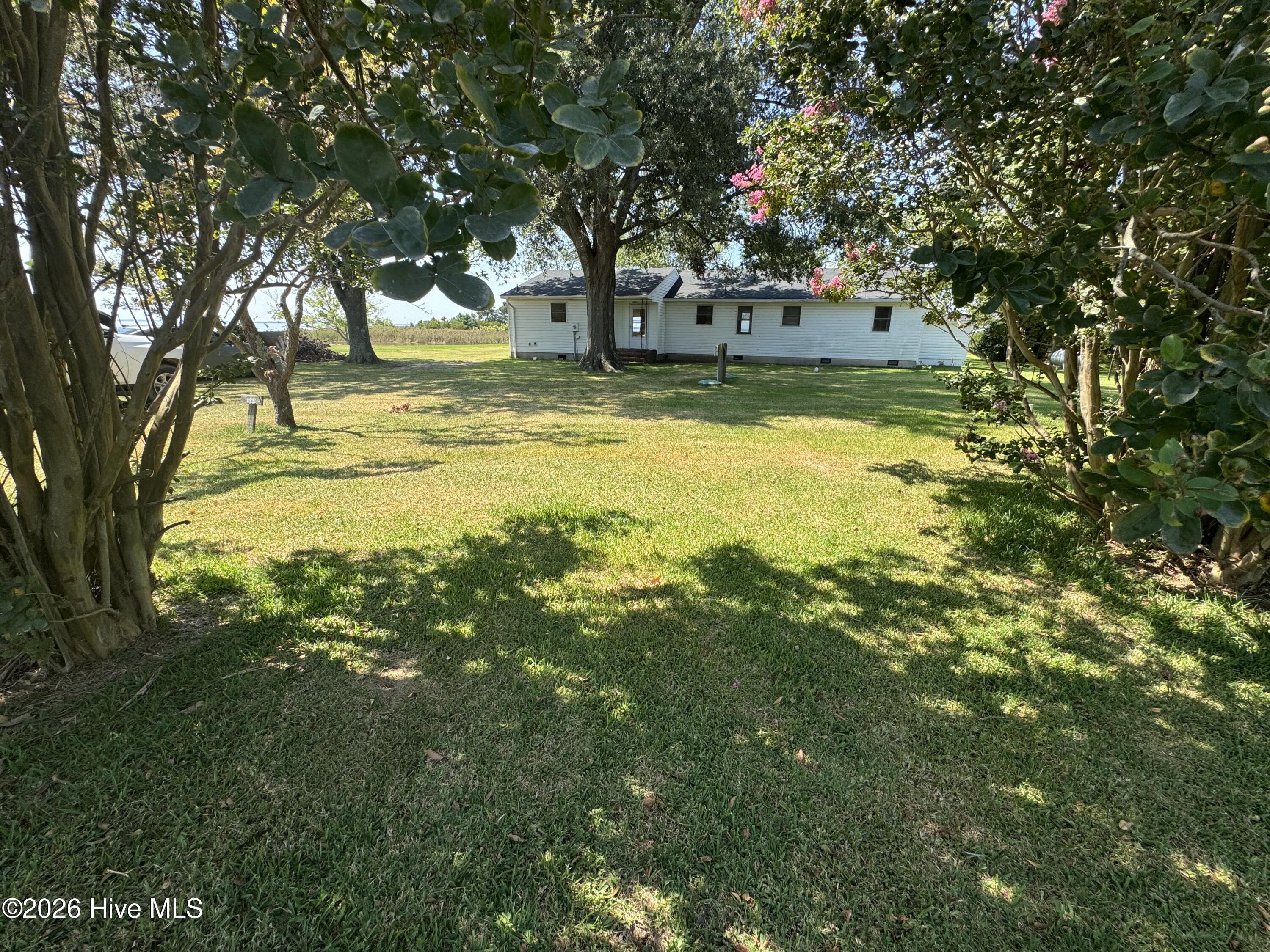 133 Ferryview Lane Property Photo 5
