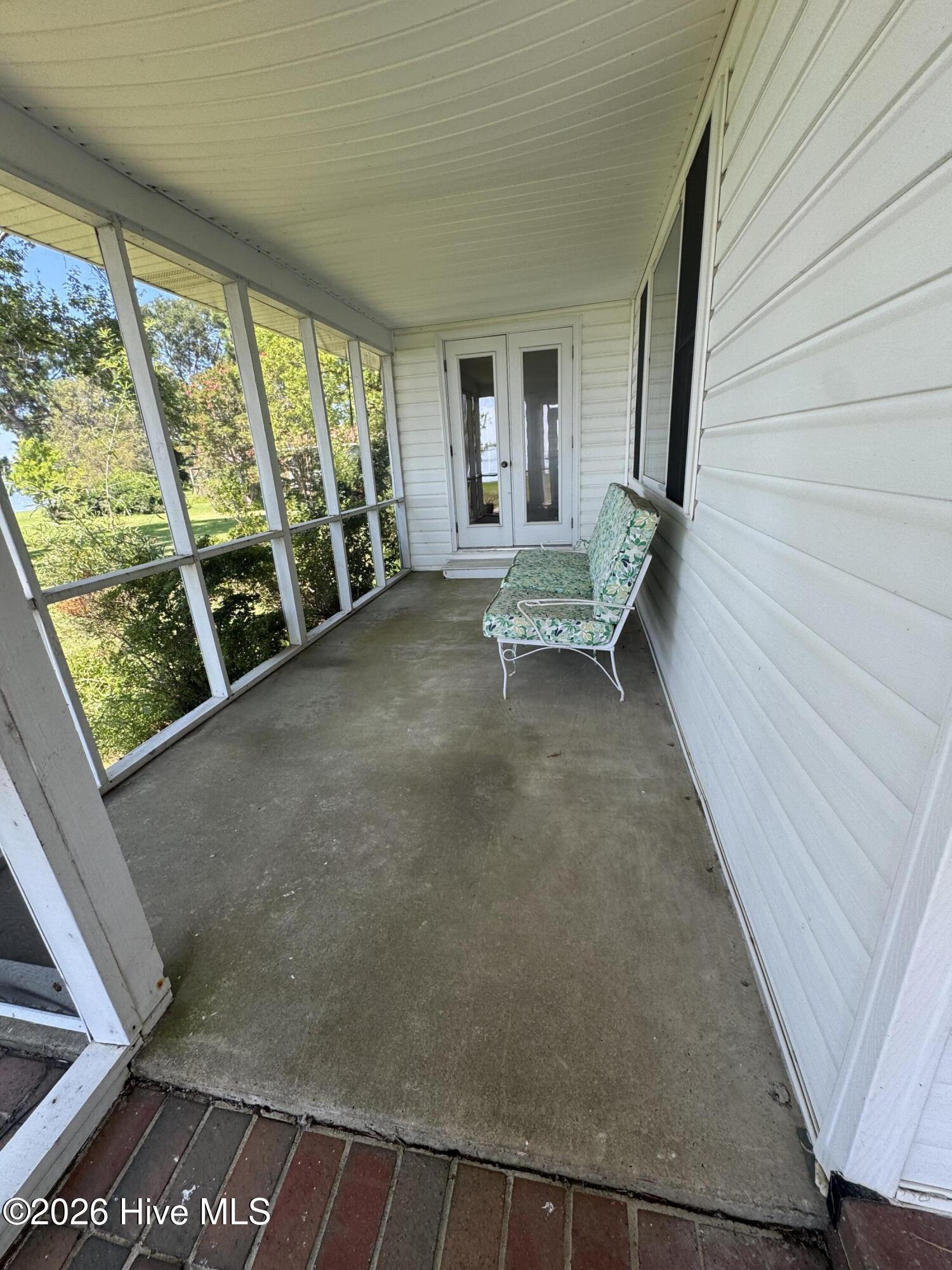 133 Ferryview Lane Property Photo 28