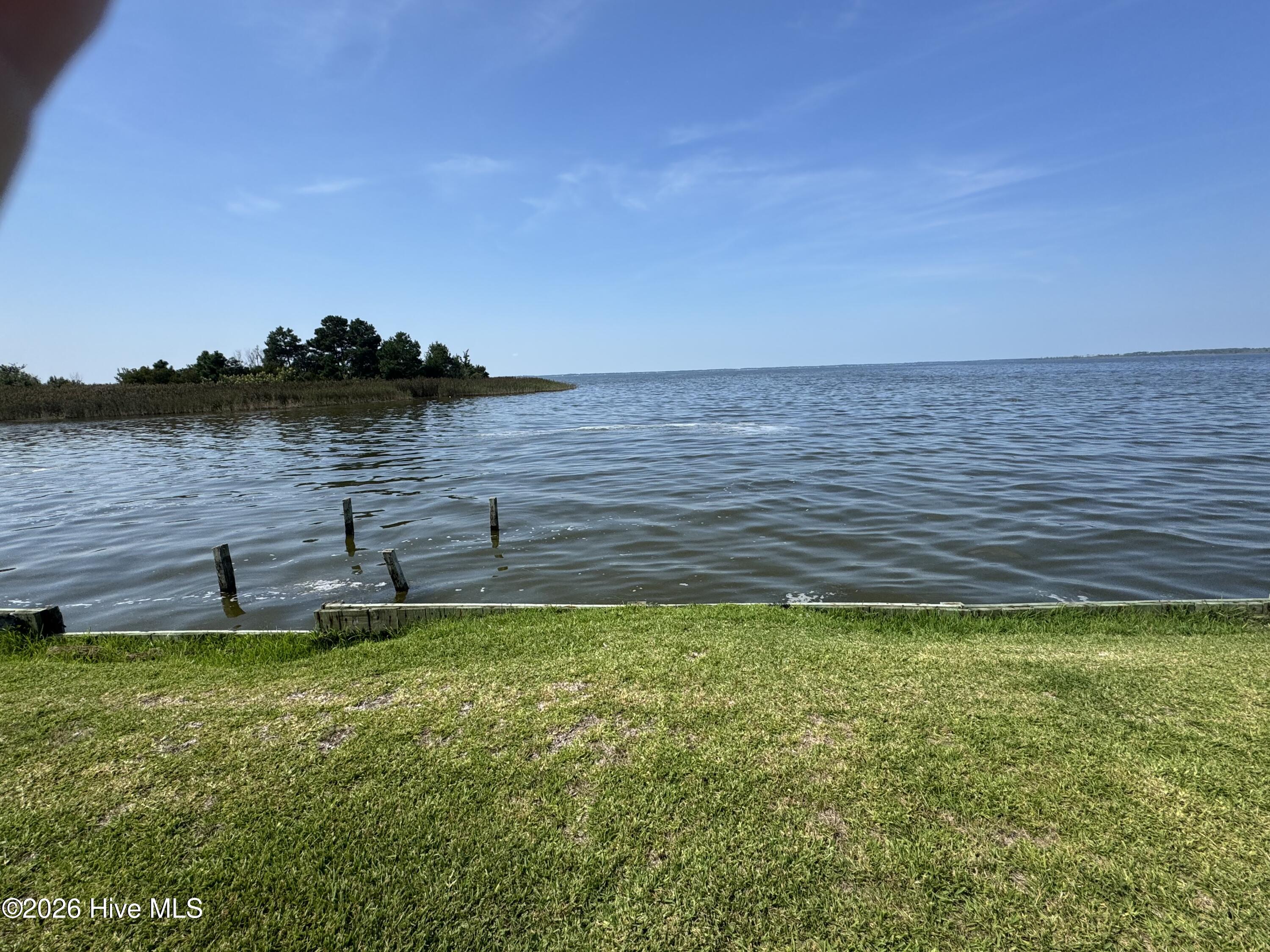 133 Ferryview Lane Property Photo 33