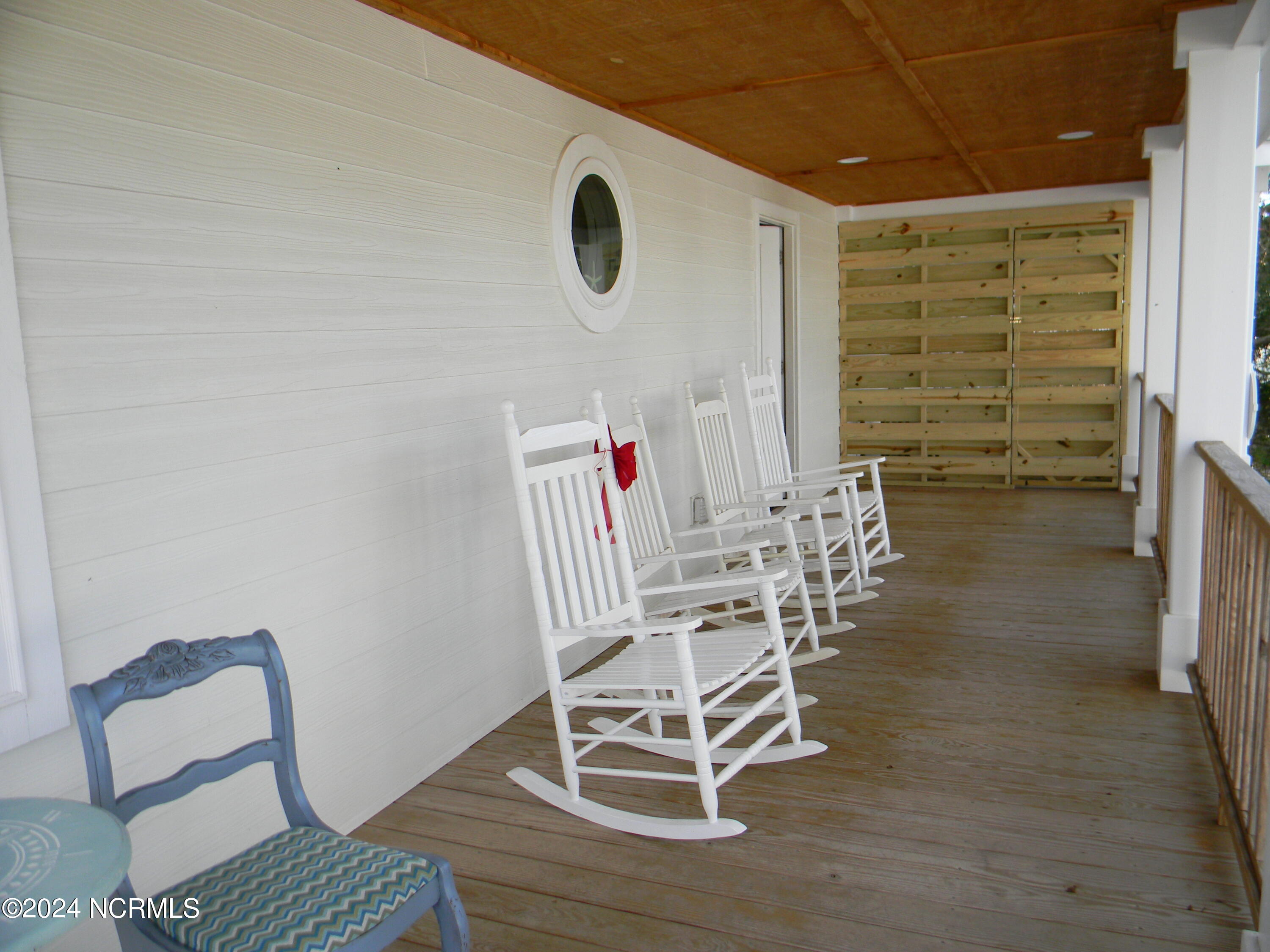 128 Sunset Lane Property Photo 7