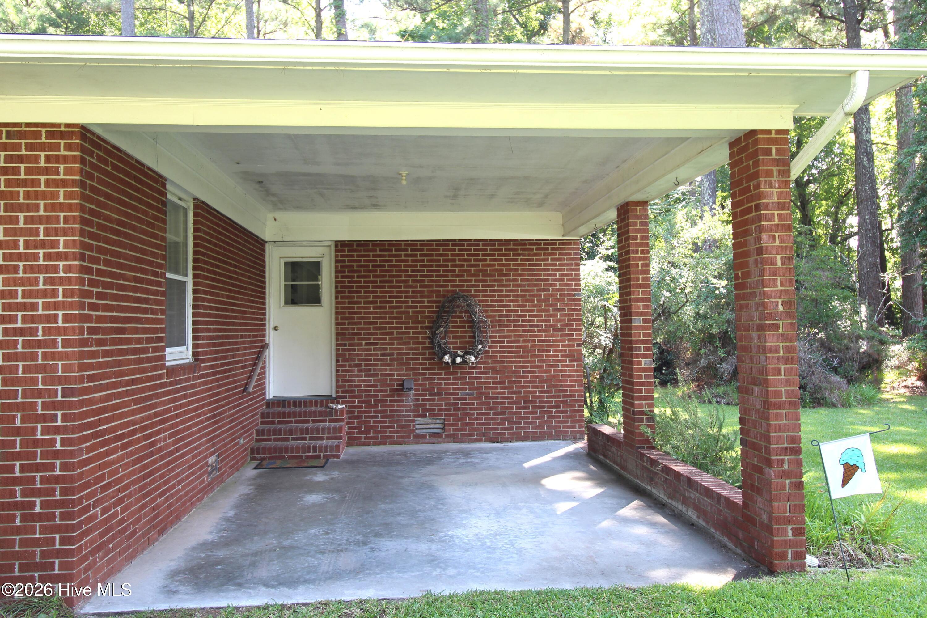 2462 Highway 70 E Property Photo 3