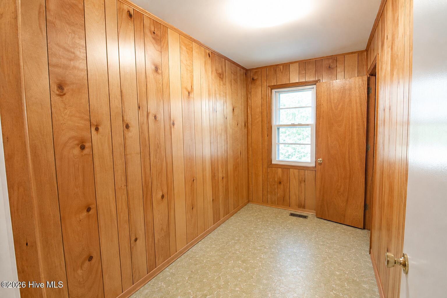 2462 Highway 70 E Property Photo 26