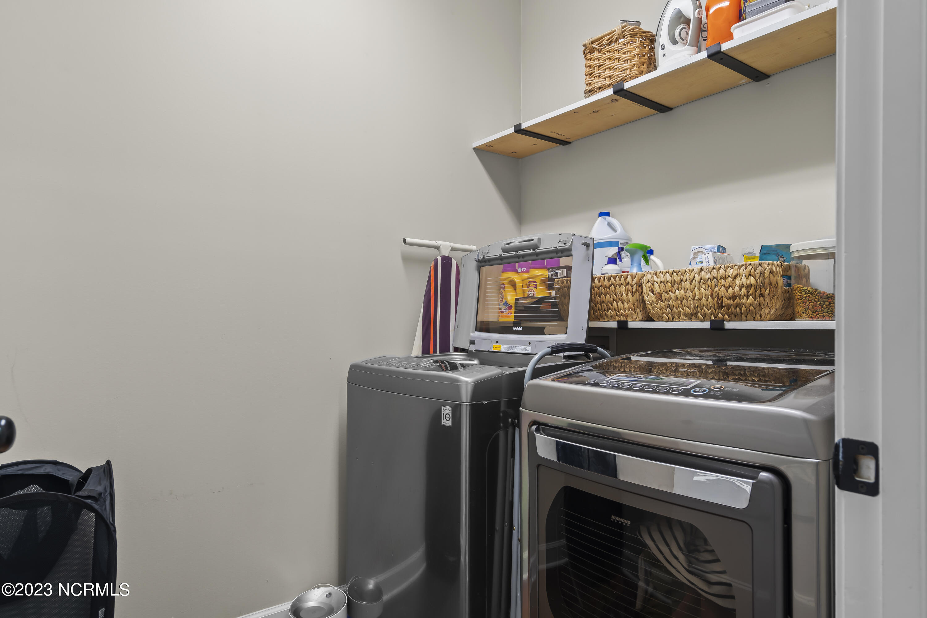 801 Iroquois Court Property Photo 19