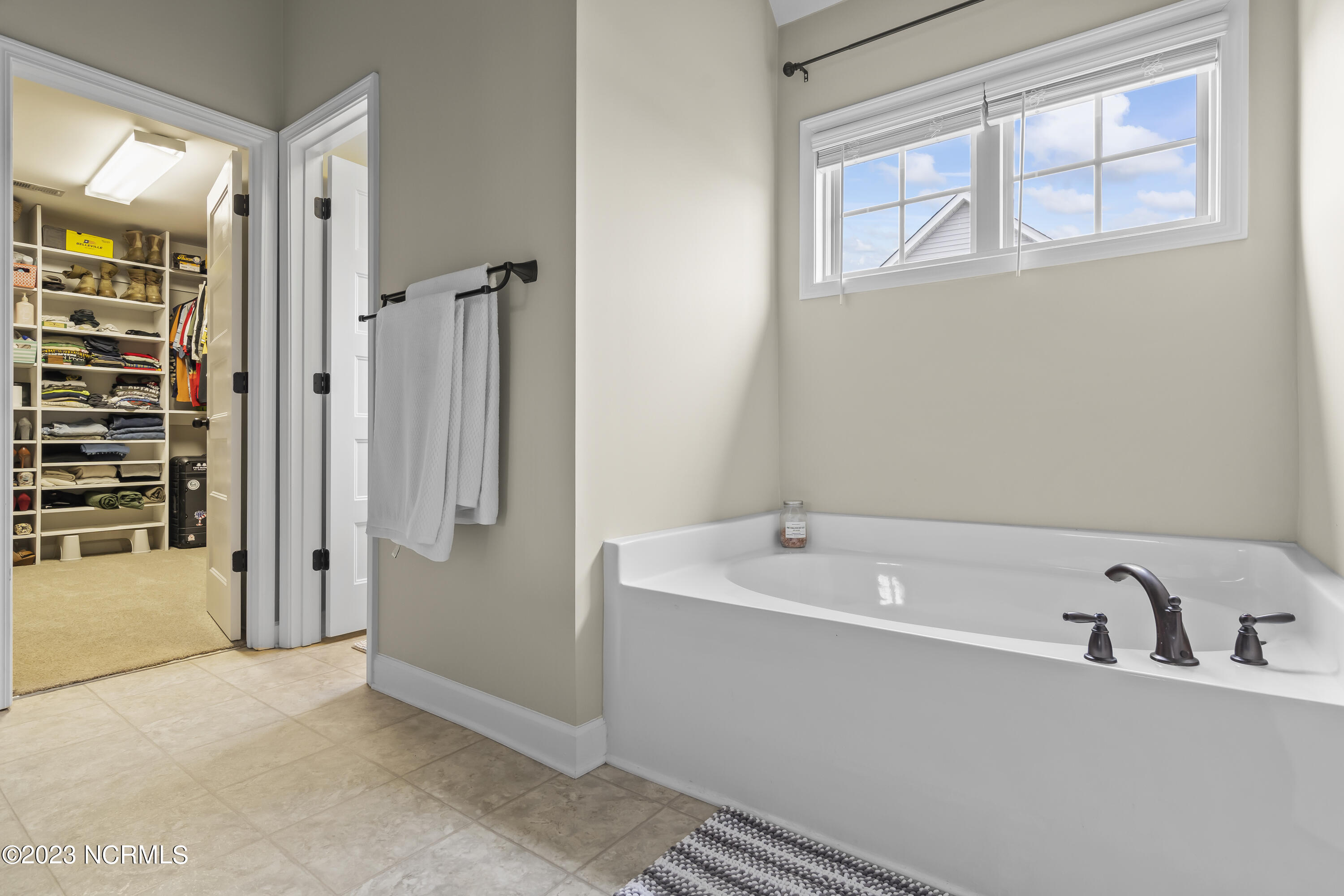 801 Iroquois Court Property Photo 26