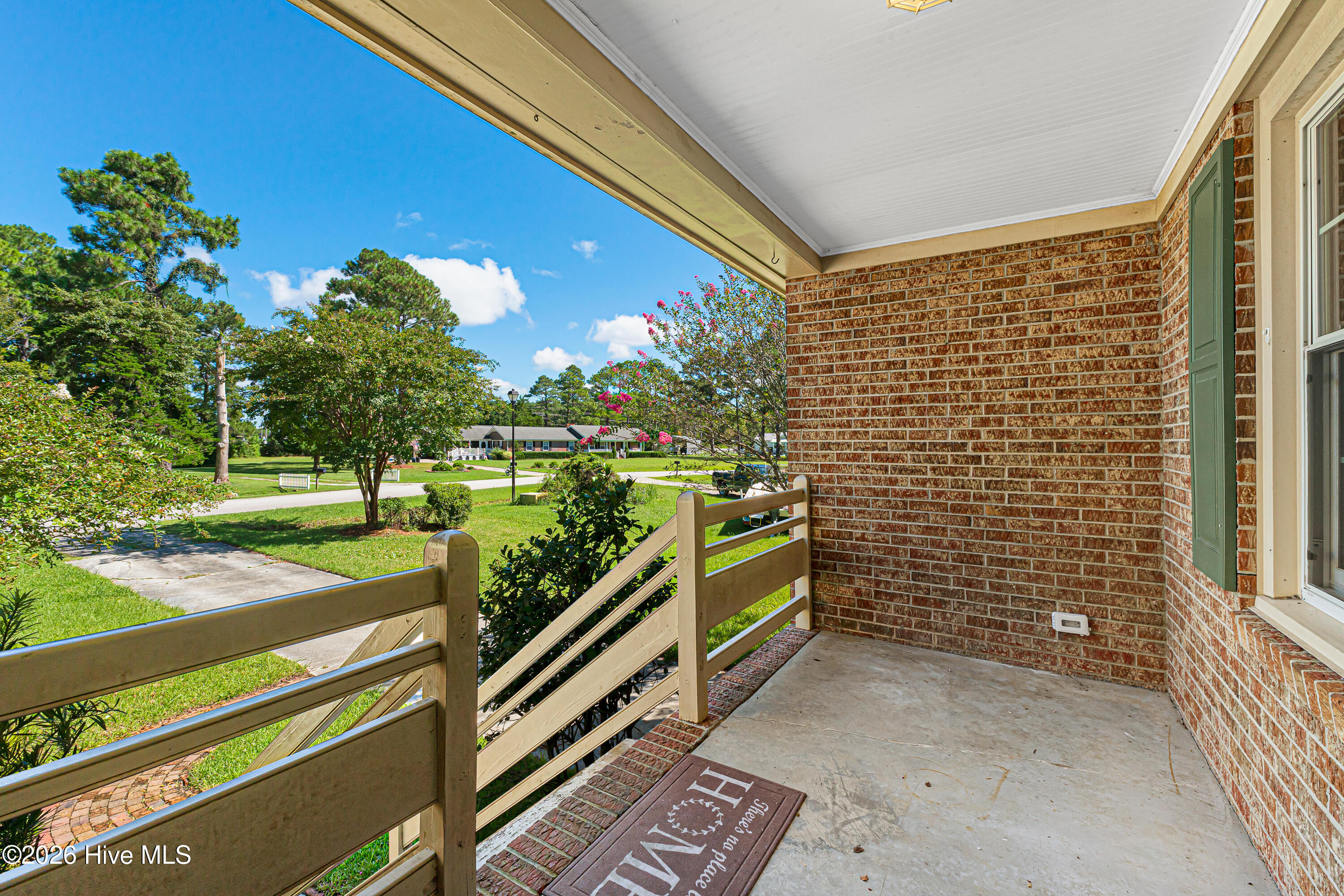109 Pleasant Drive Property Photo 2