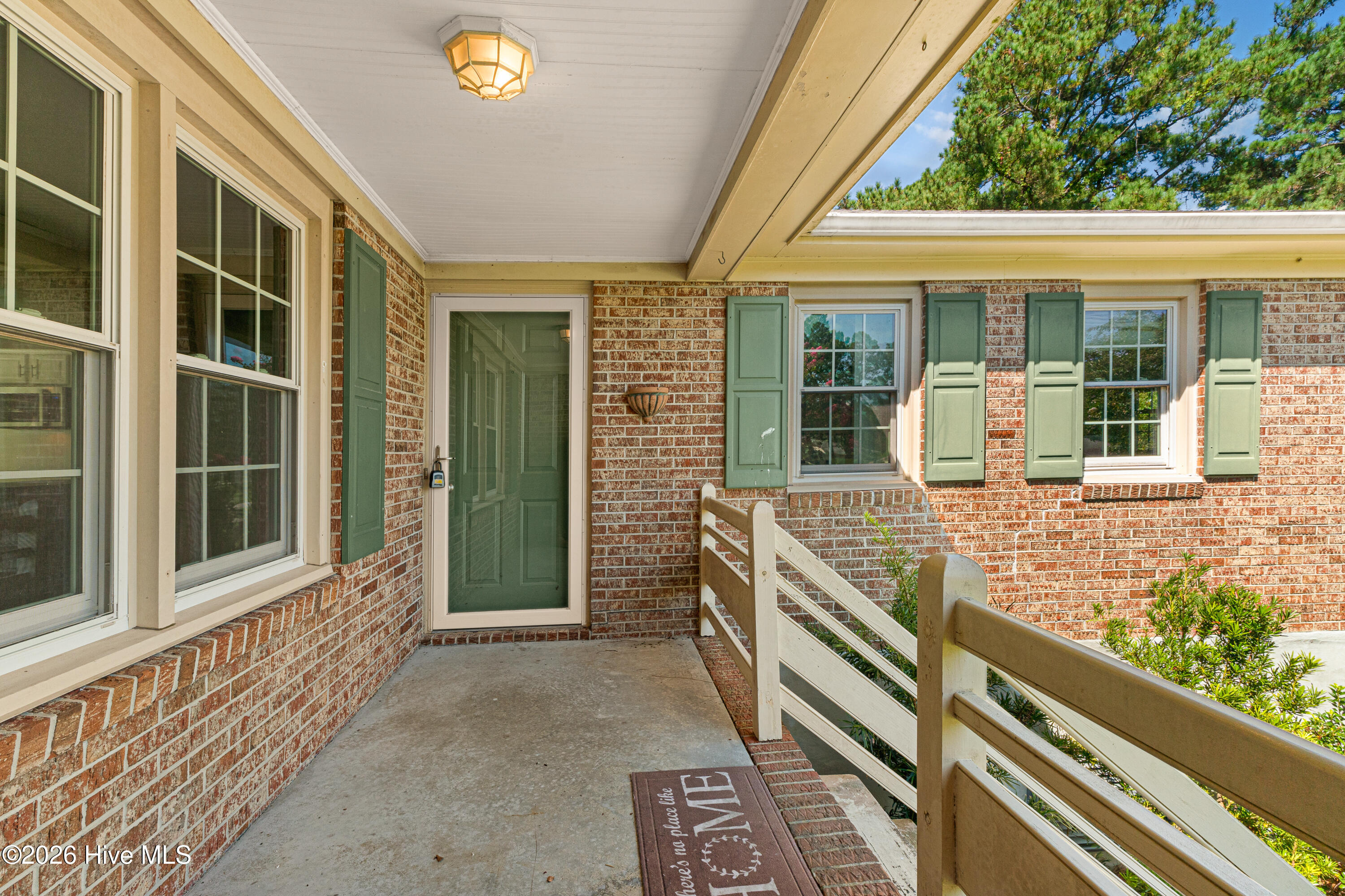 109 Pleasant Drive Property Photo 3