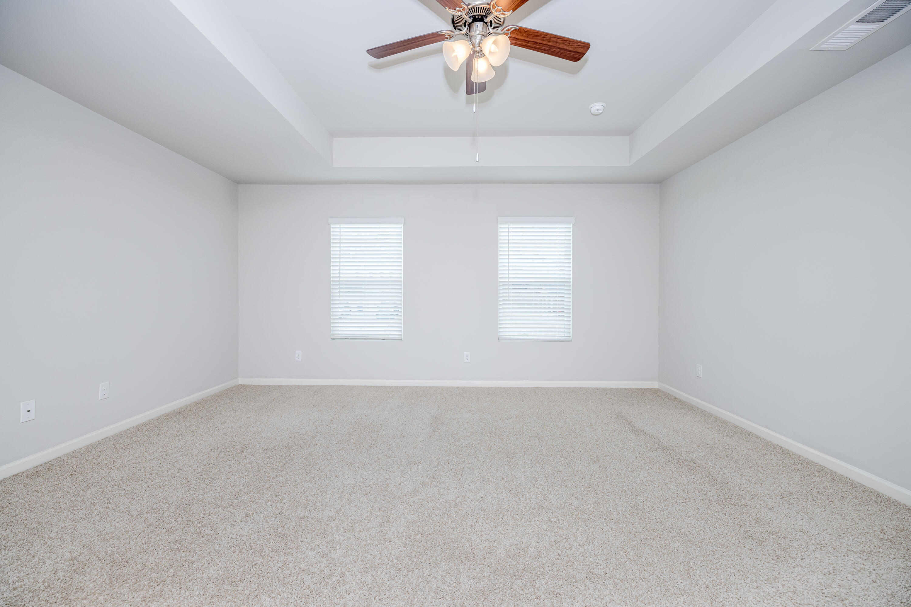 1016 Sherwood Lane Property Photo 27