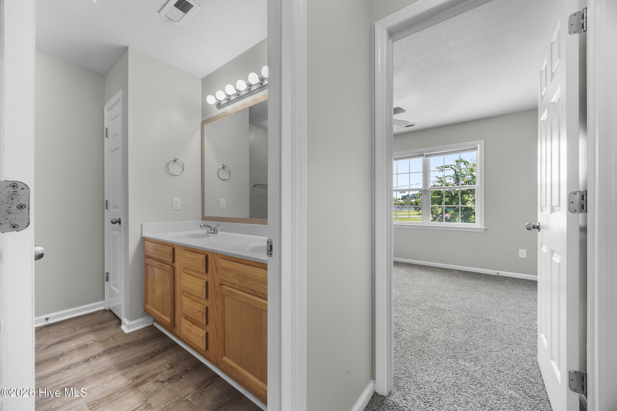 27 E Doris Avenue 107 Property Photo 18