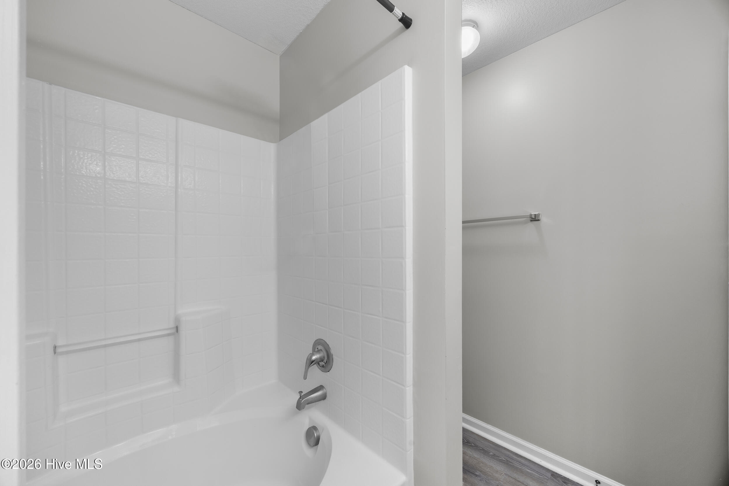 27 E Doris Avenue 107 Property Photo 23