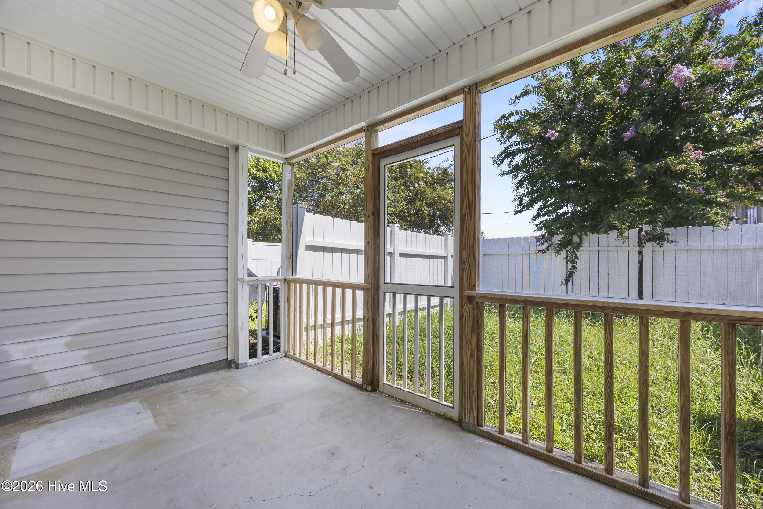 27 E Doris Avenue 107 Property Photo 26