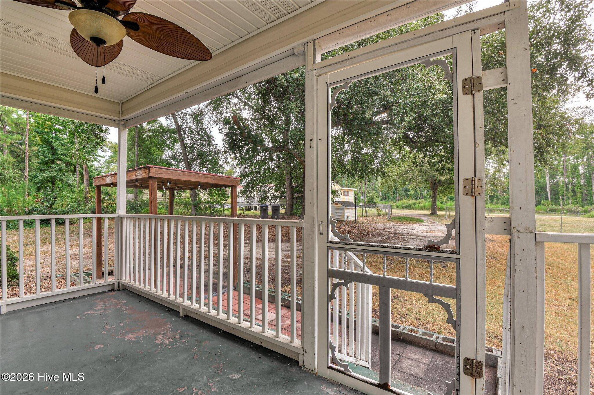 1333 Maddox Drive Property Photo 8