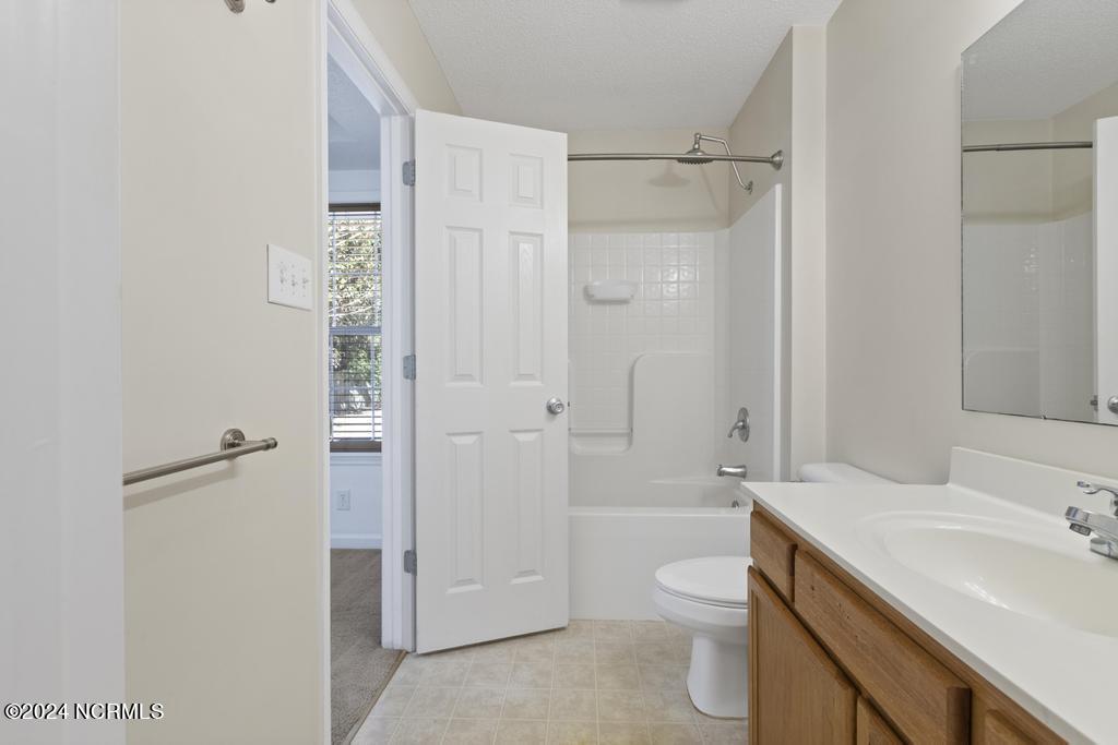 1302 Davis Street Property Photo 12