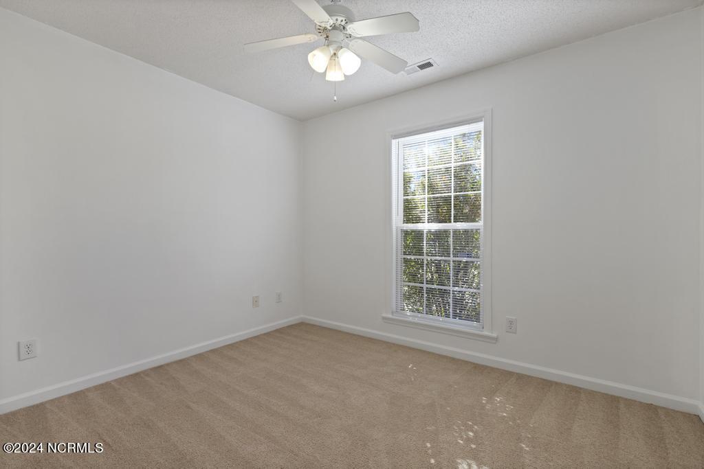 1302 Davis Street Property Photo 18