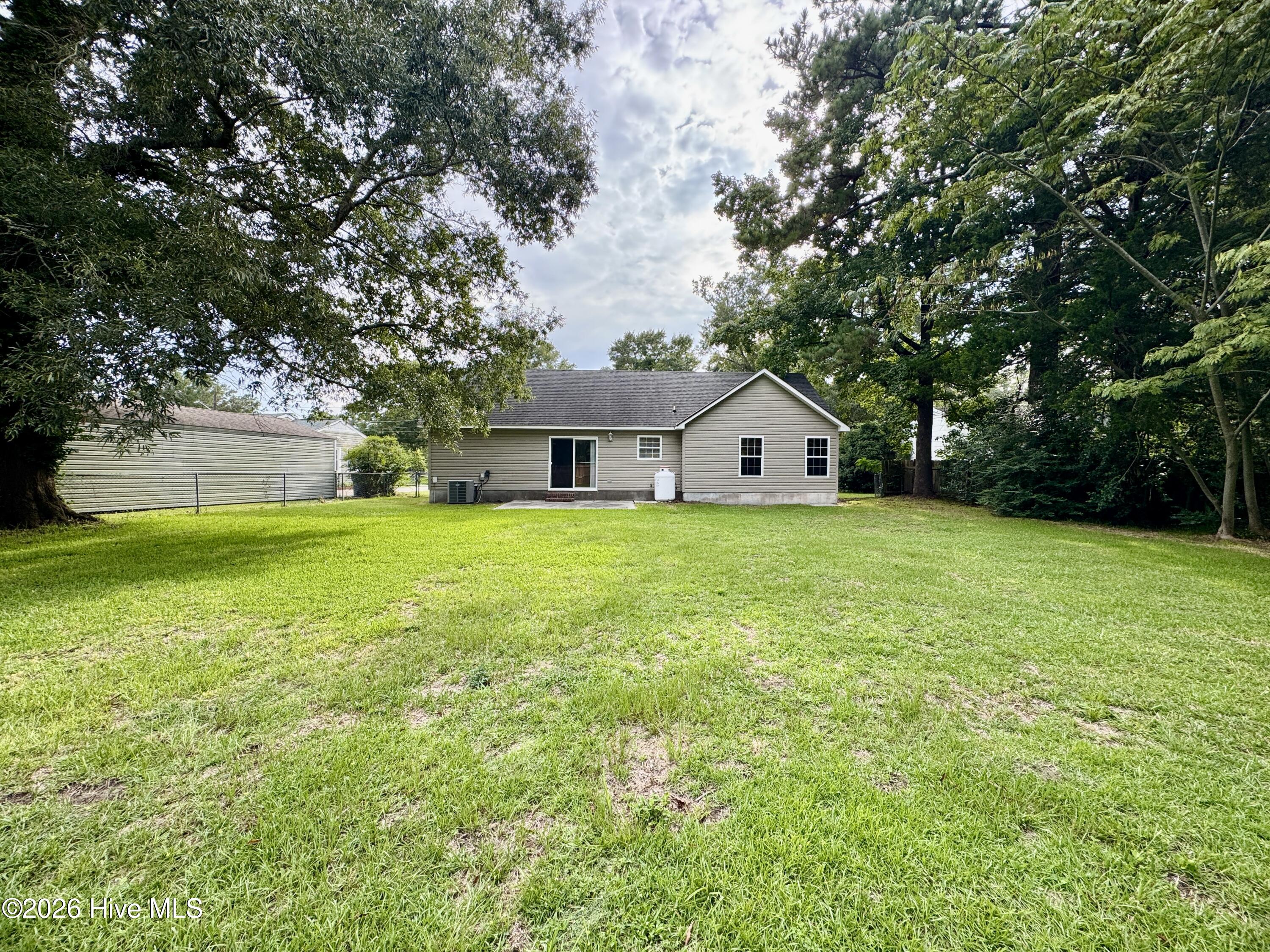 1302 Davis Street Property Photo 21