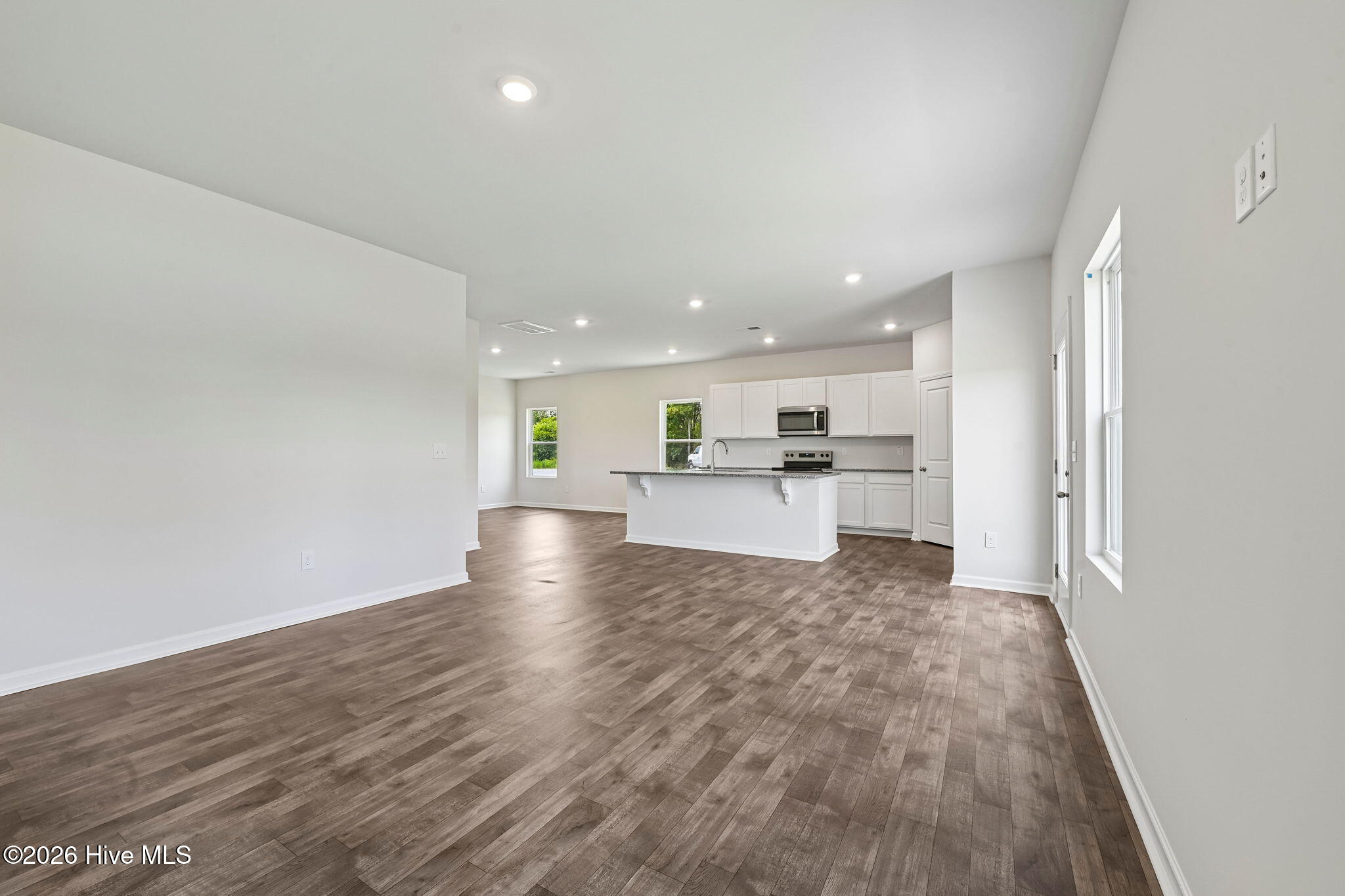 211 Hallwood Drive Property Photo 13