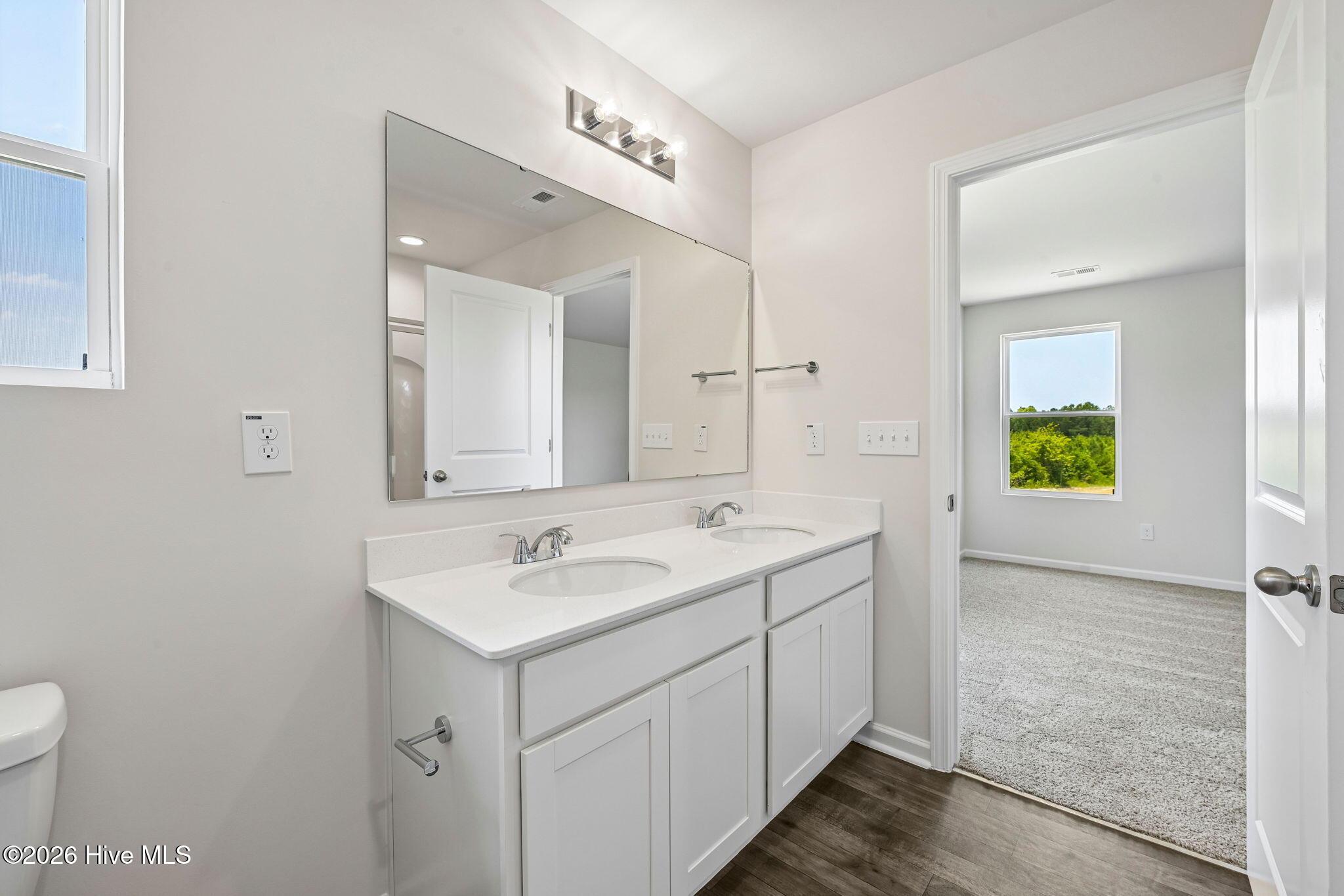 211 Hallwood Drive Property Photo 24
