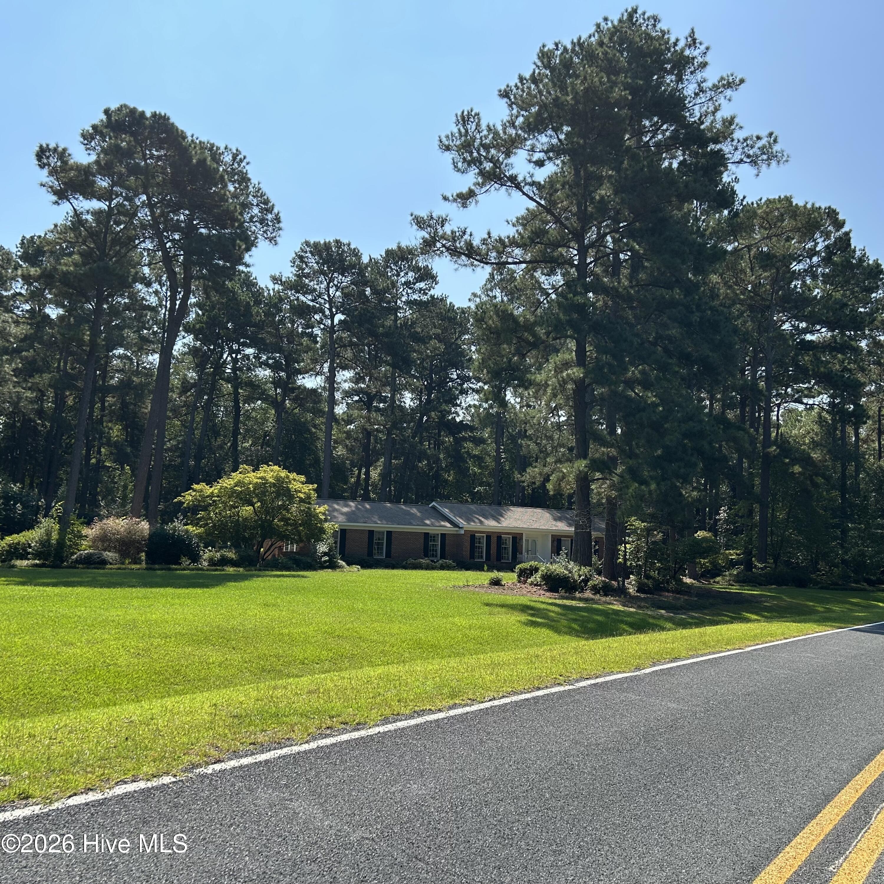 1738 Paul Barnes Road Property Photo 2