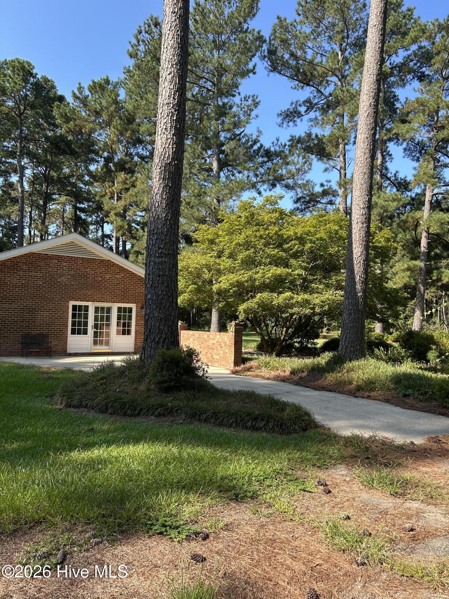1738 Paul Barnes Road Property Photo 4