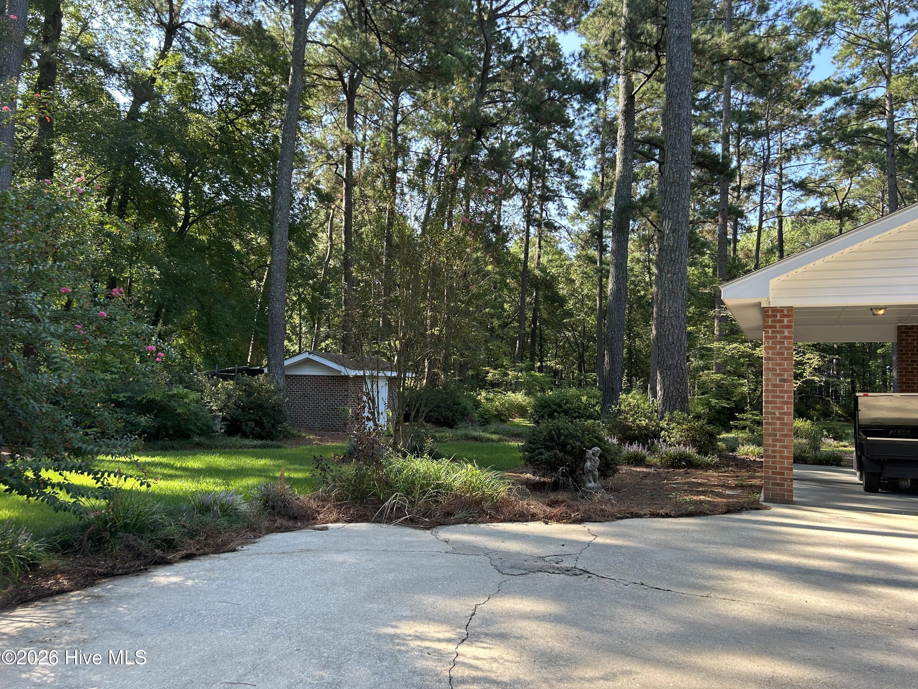 1738 Paul Barnes Road Property Photo 8