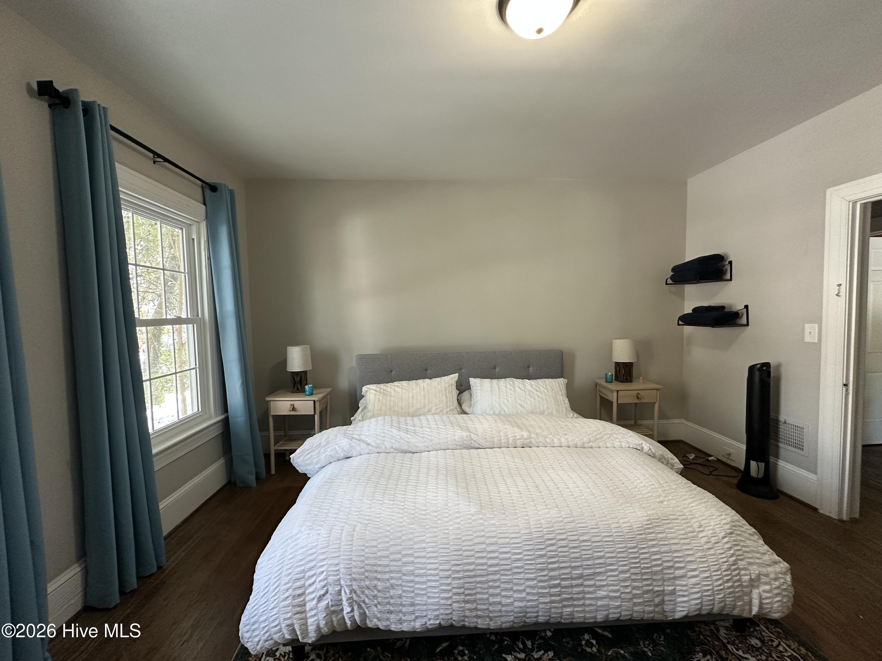 114 E 12th Street Property Photo 18