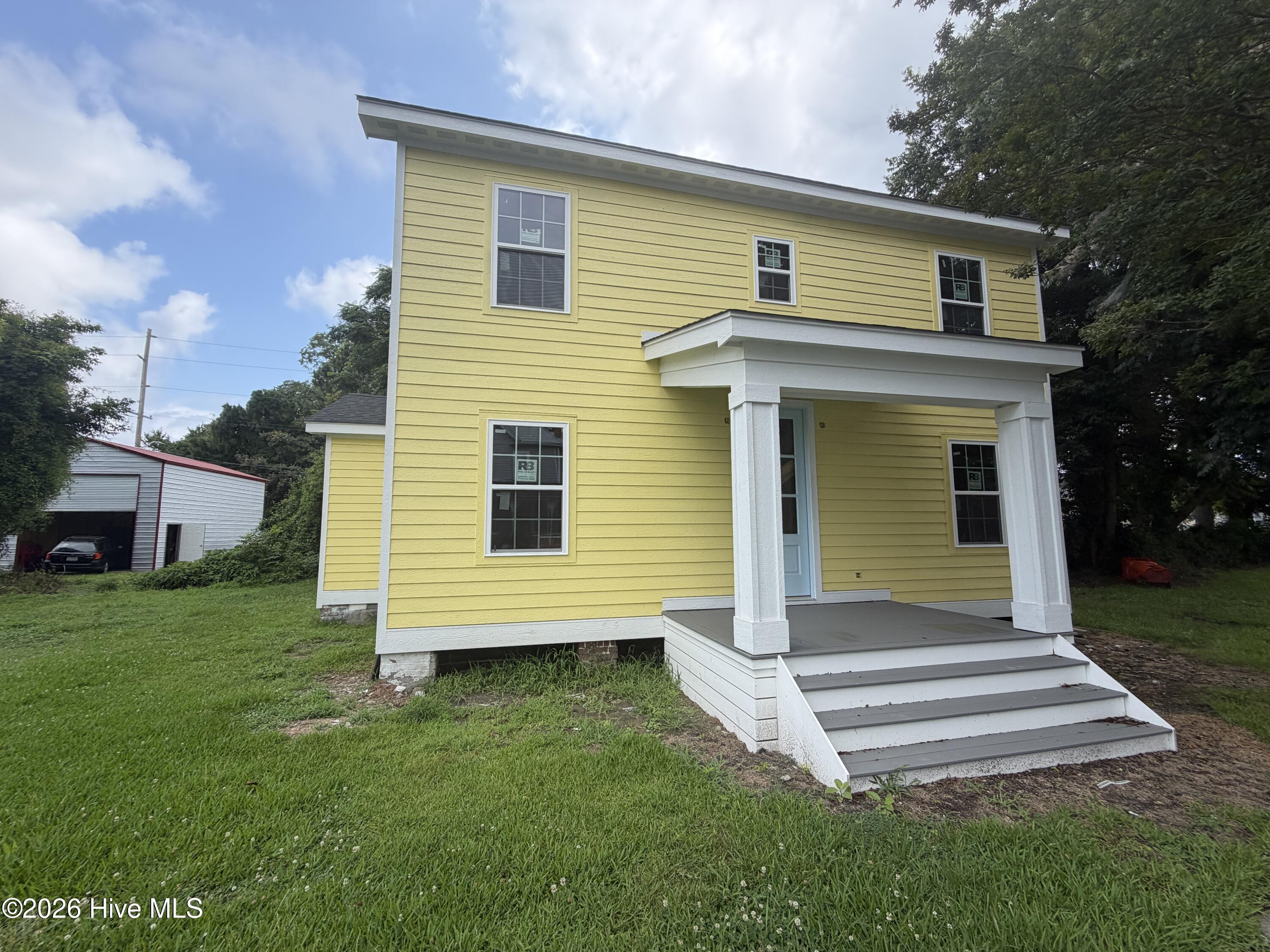 502 E Burgess Street Property Photo 2
