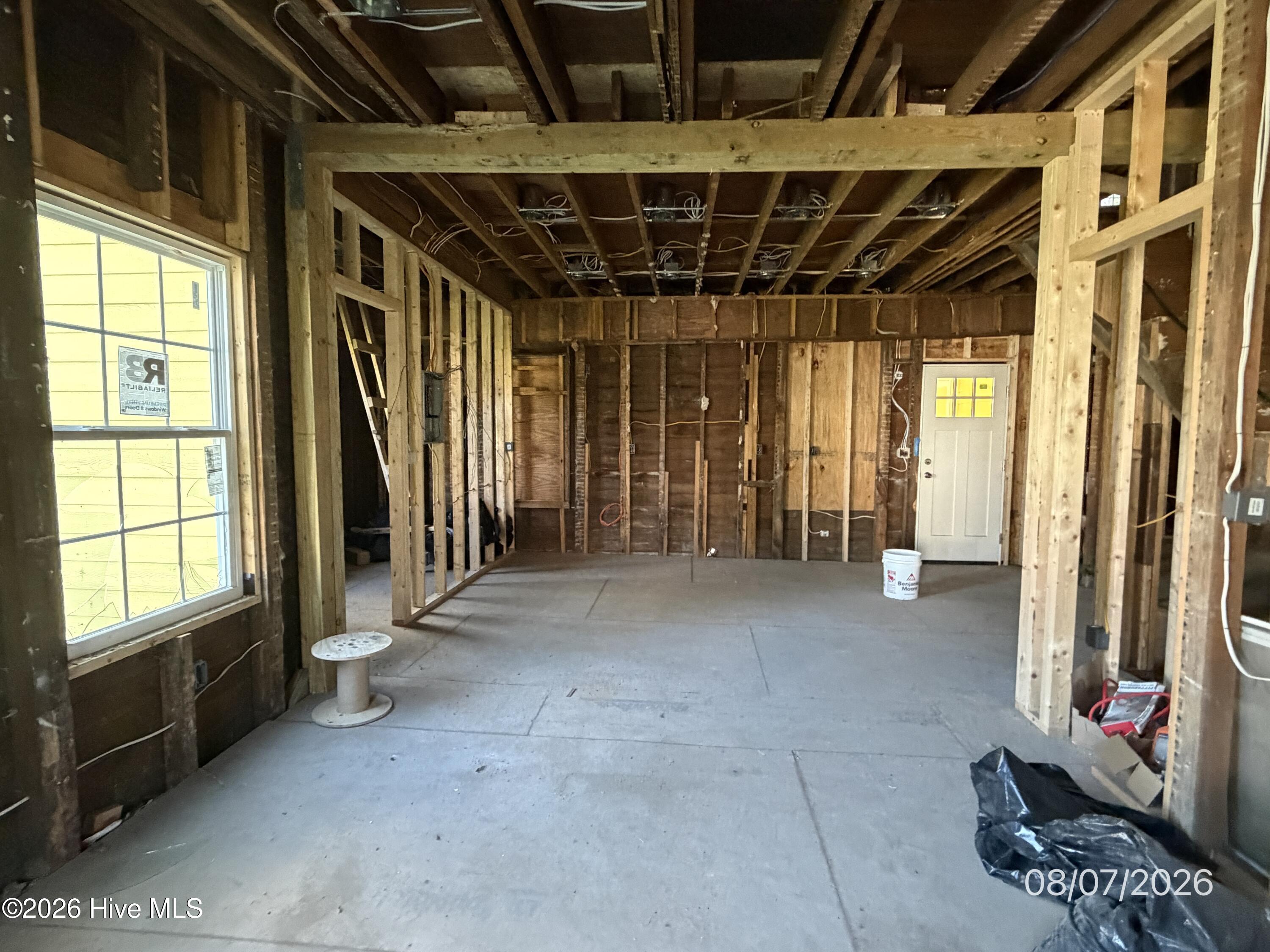 502 E Burgess Street Property Photo 5