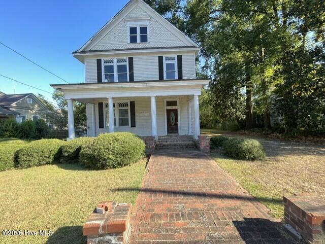 211 White Oak Street Property Photo 2
