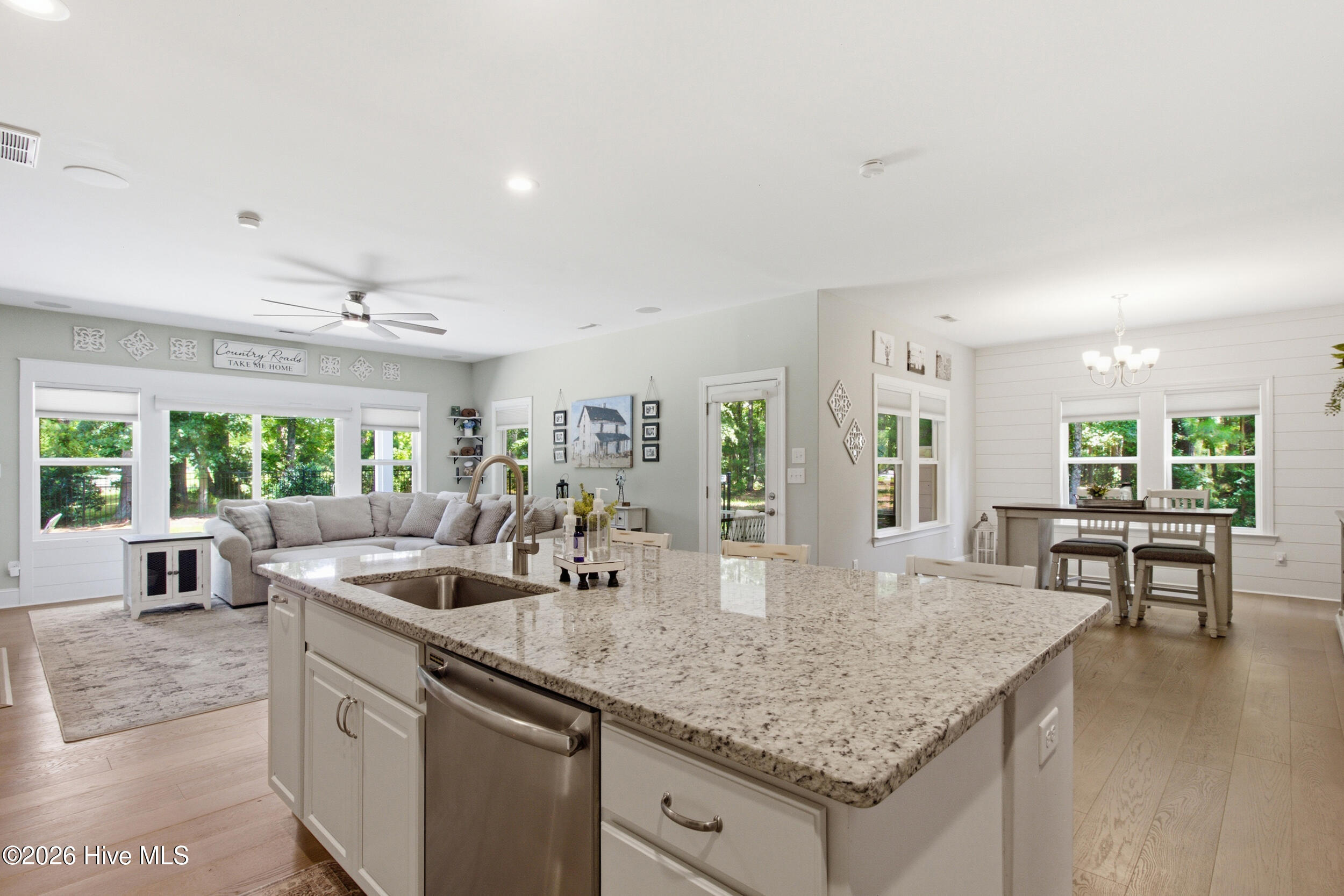 3709 Viridian Trace Property Photo 9
