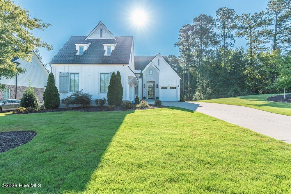 705 Campana Drive Property Photo 1