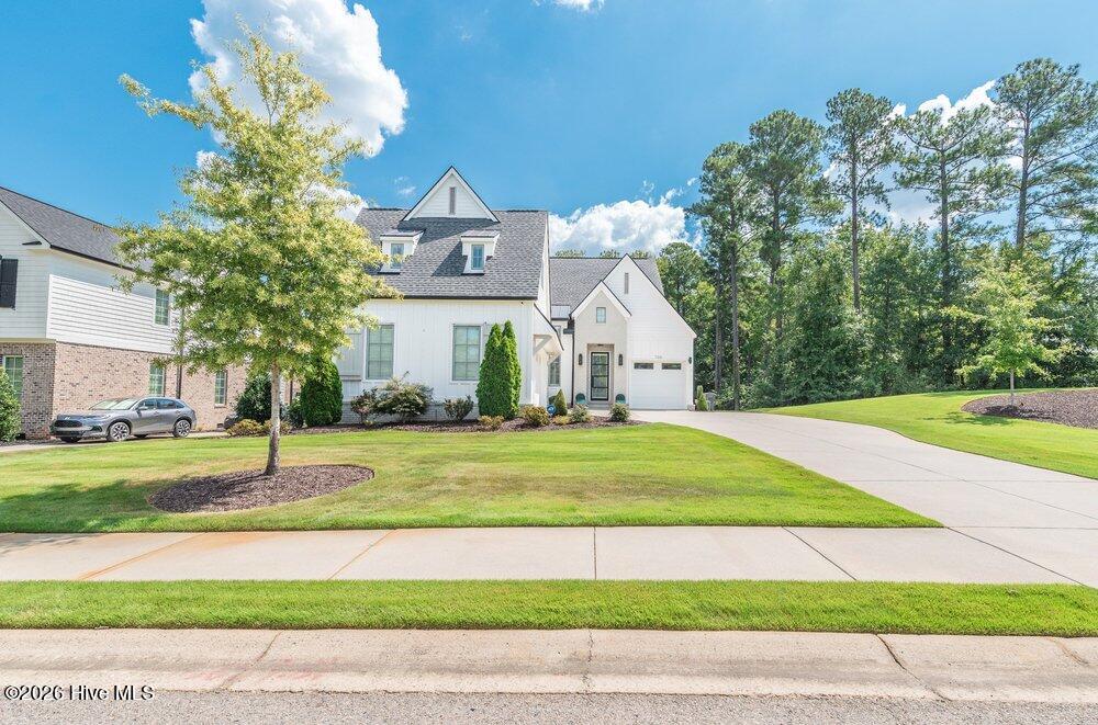 705 Campana Drive Property Photo 2
