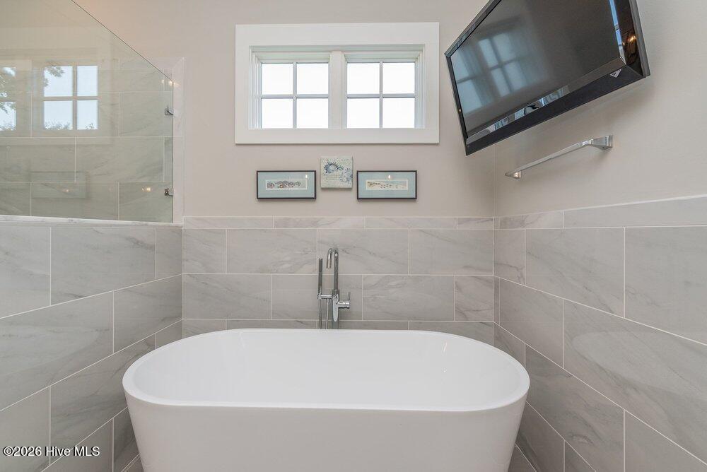 705 Campana Drive Property Photo 37