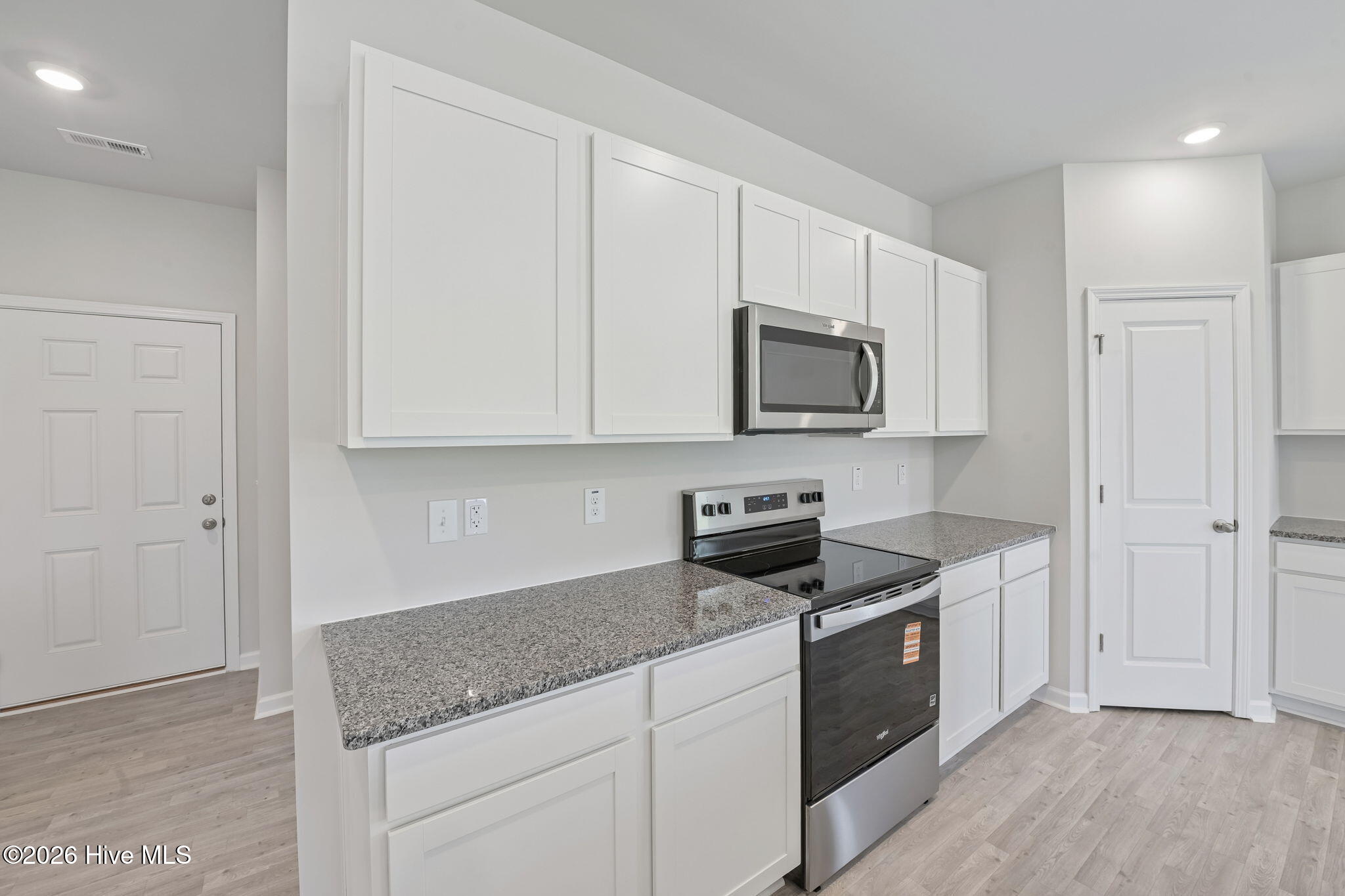 209 Hallwood Drive Property Photo 16