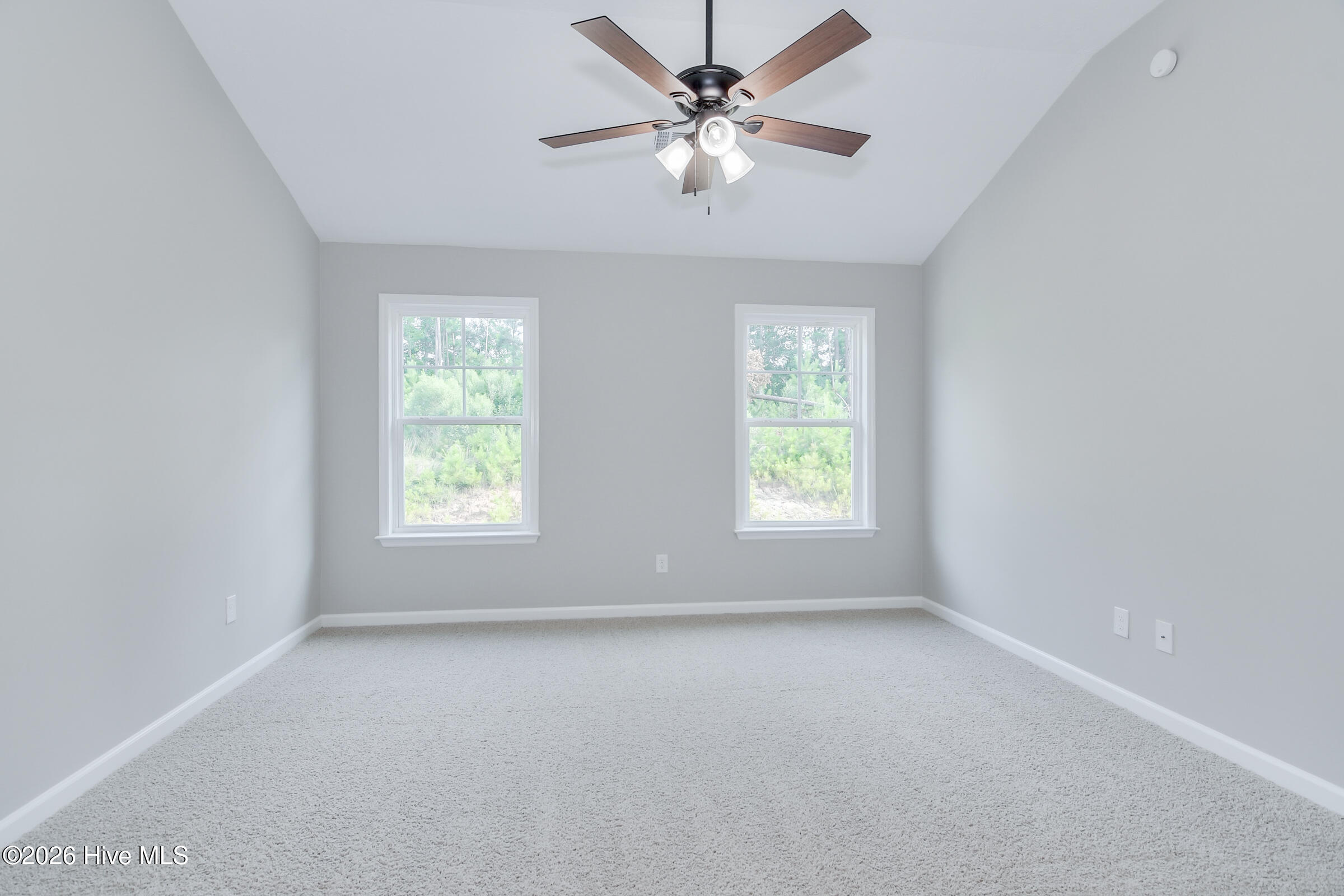 1062 Linsmore Avenue Property Photo 17