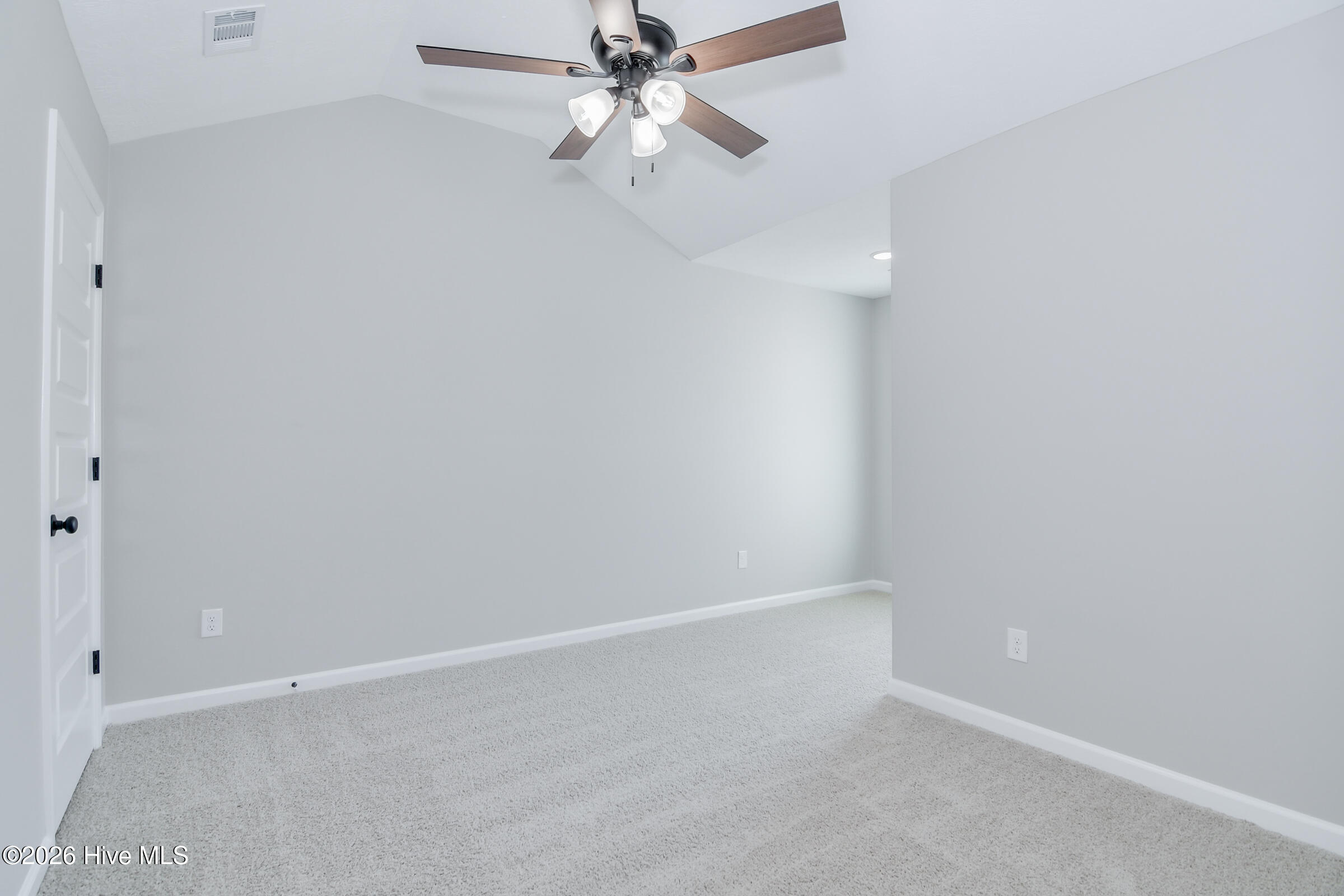 1062 Linsmore Avenue Property Photo 21