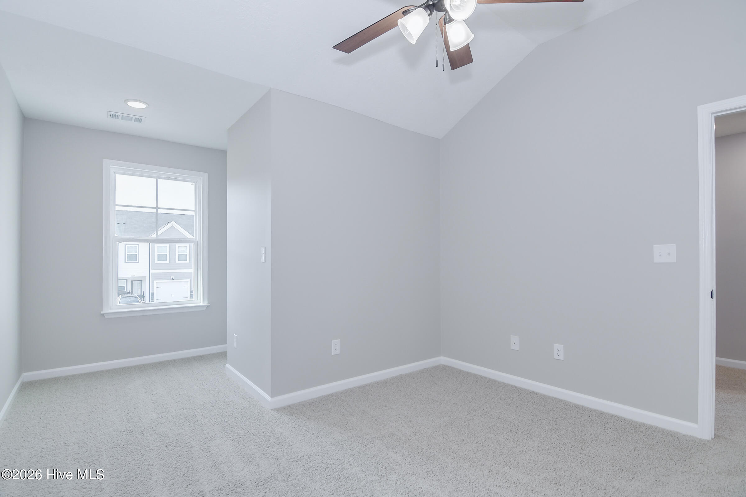 1062 Linsmore Avenue Property Photo 22