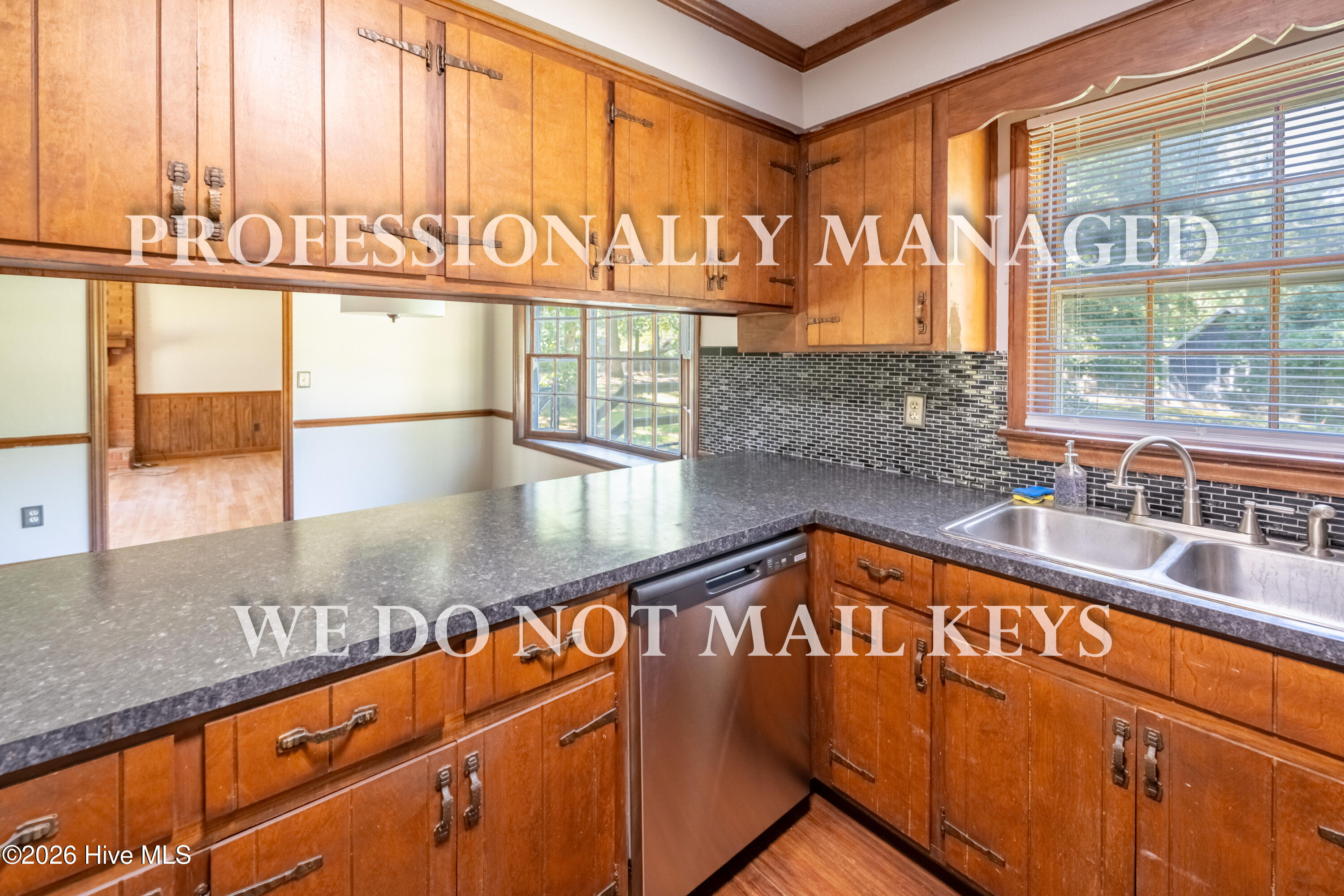 344 Whitehall Drive Property Photo 12