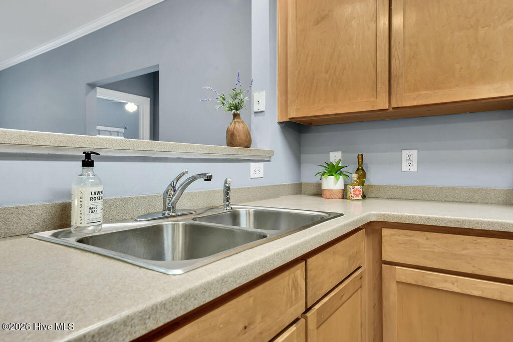 1505 Cadfel Court Unit 207 Property Photo 10