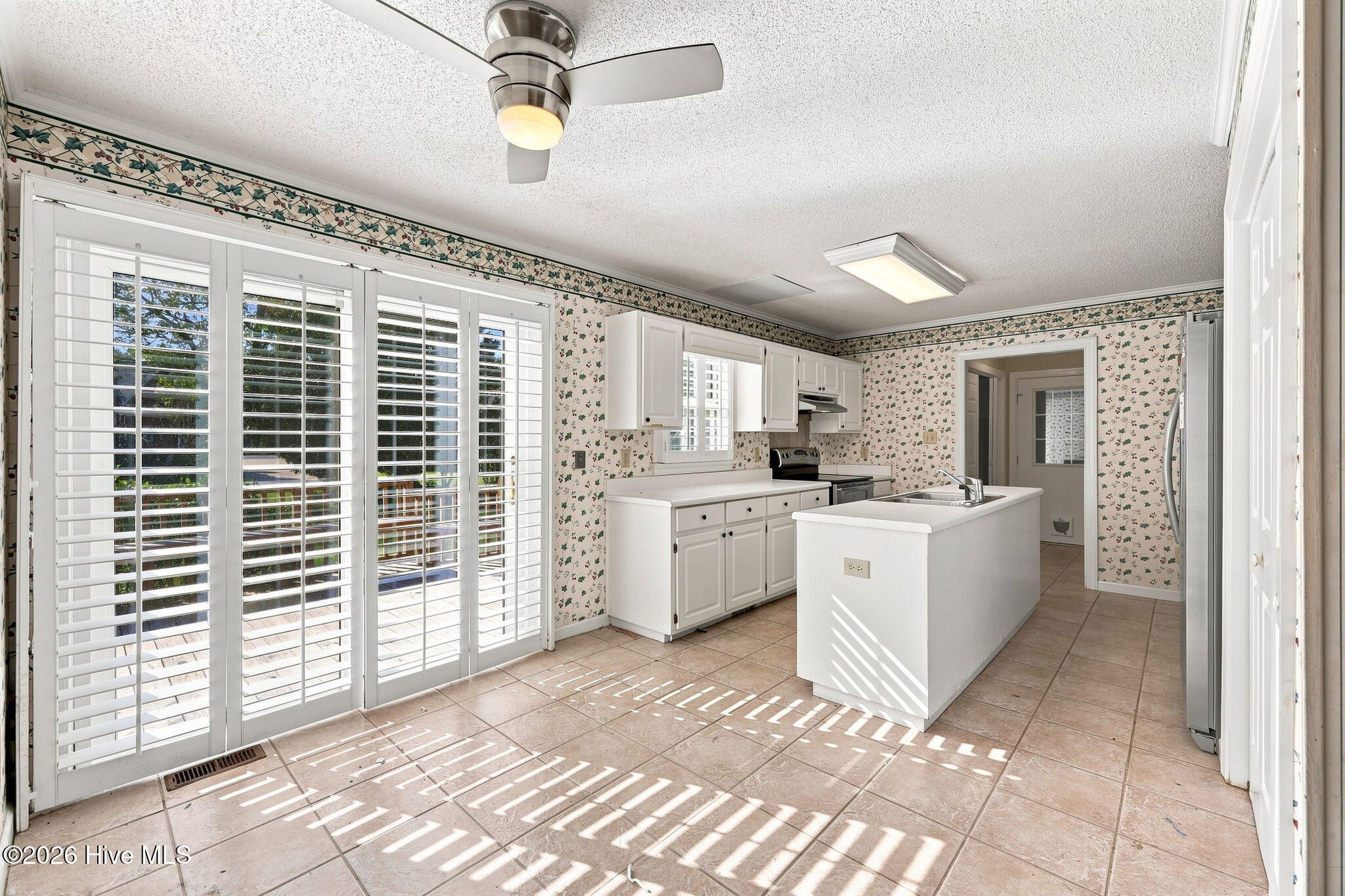 1053 Colleton Way Property Photo 12