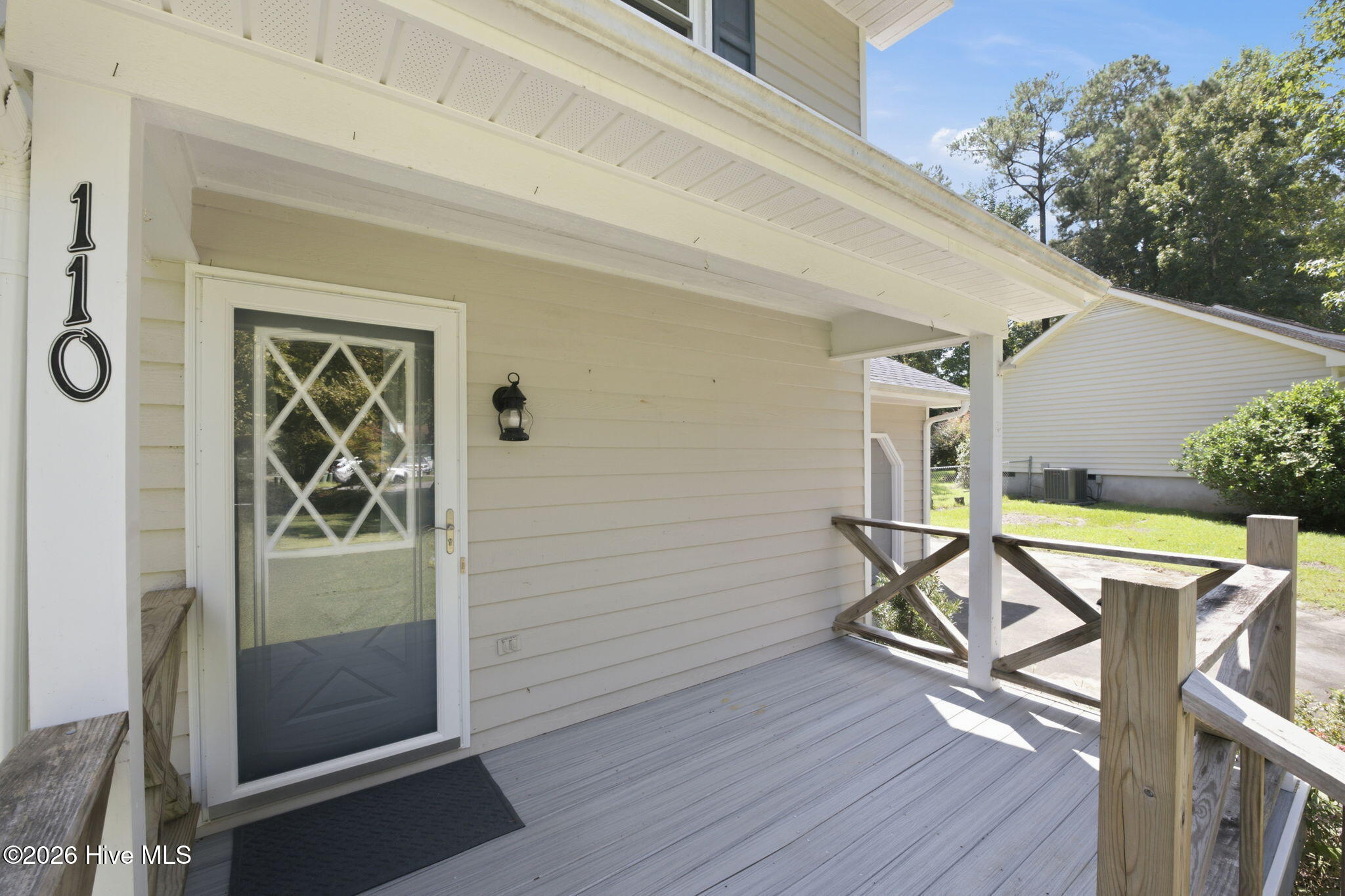 110 Bristol Lane Property Photo 6