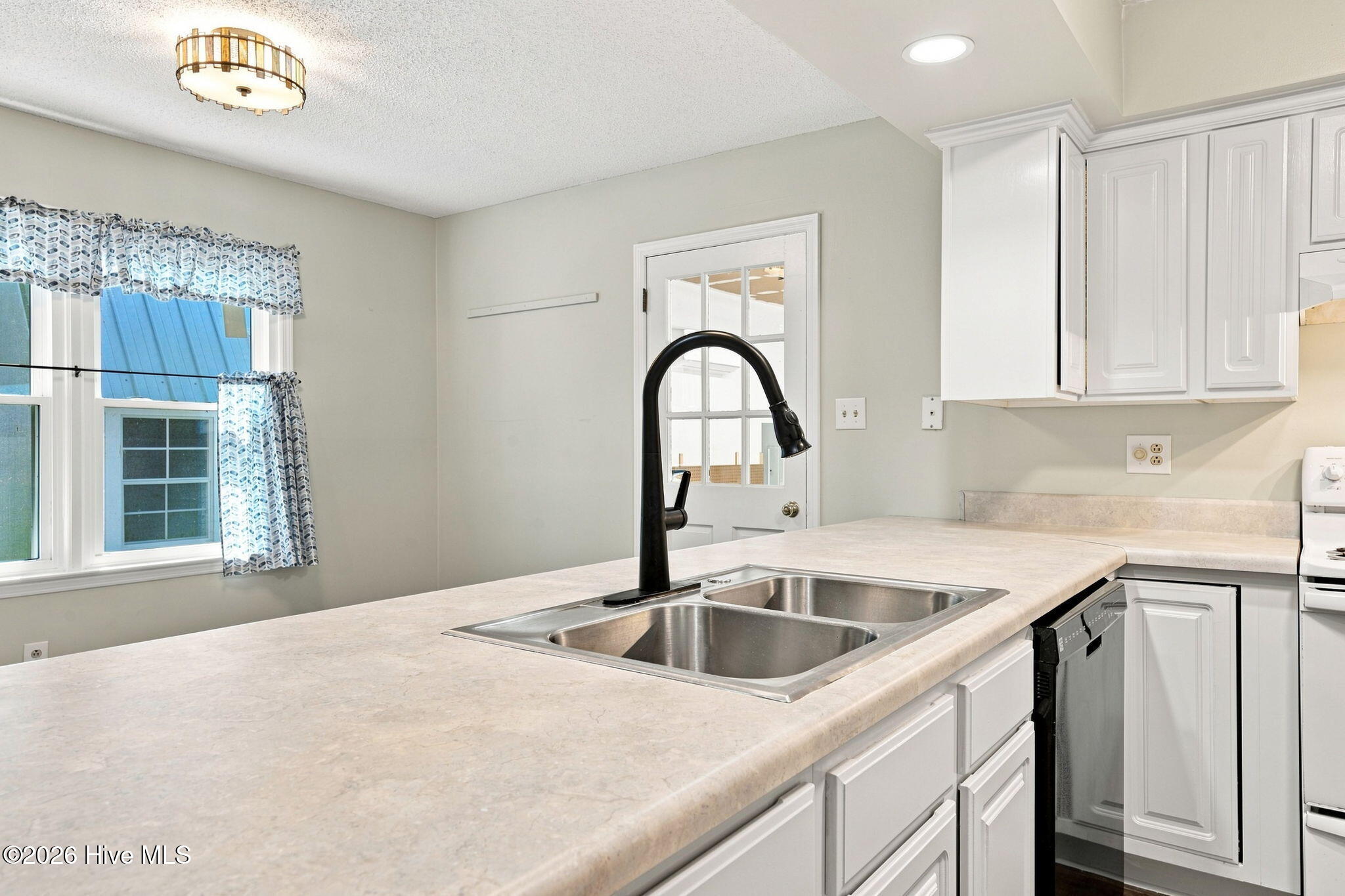 110 Bristol Lane Property Photo 23