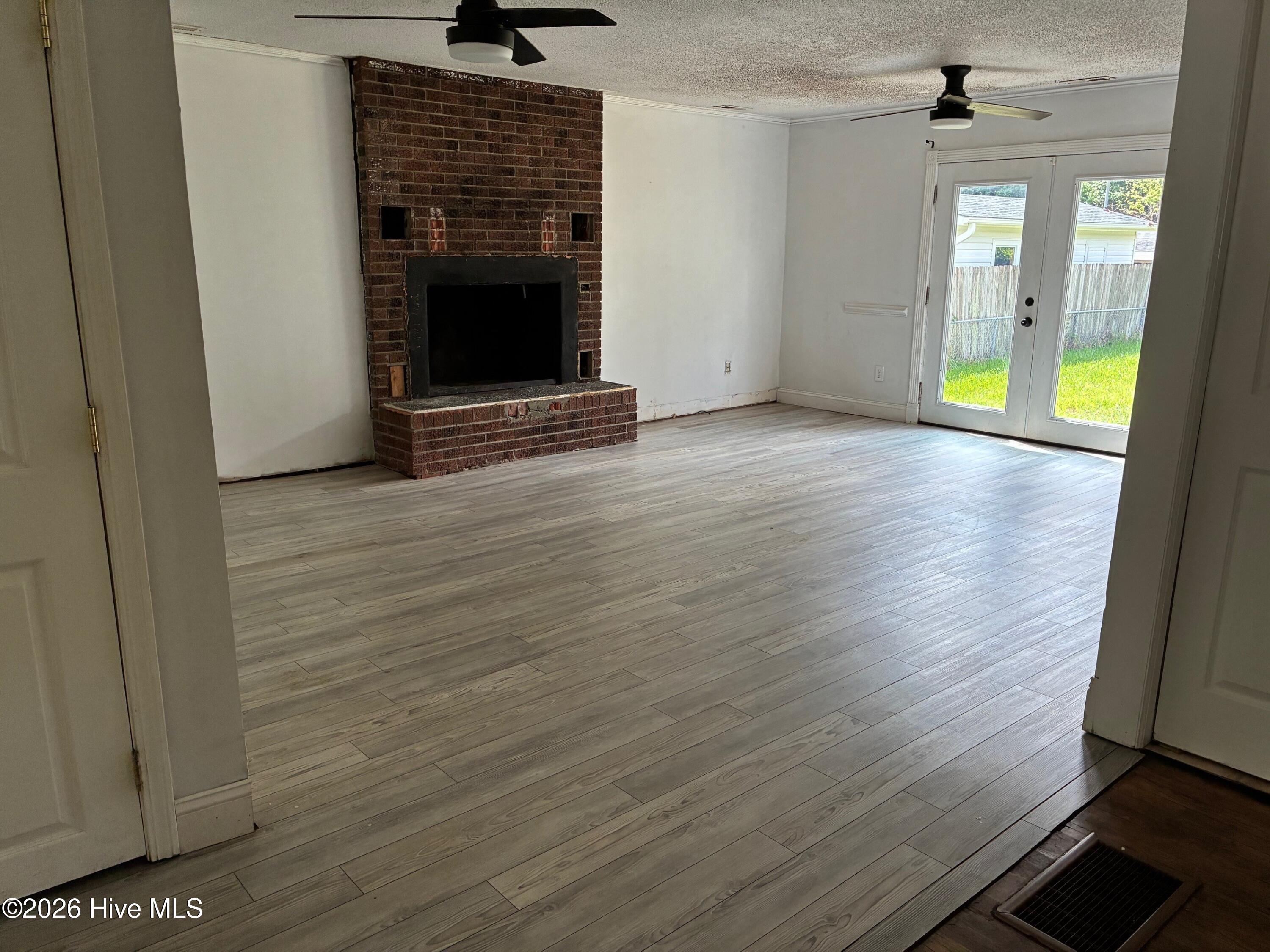 127 Bryan Boulevard Property Photo 11